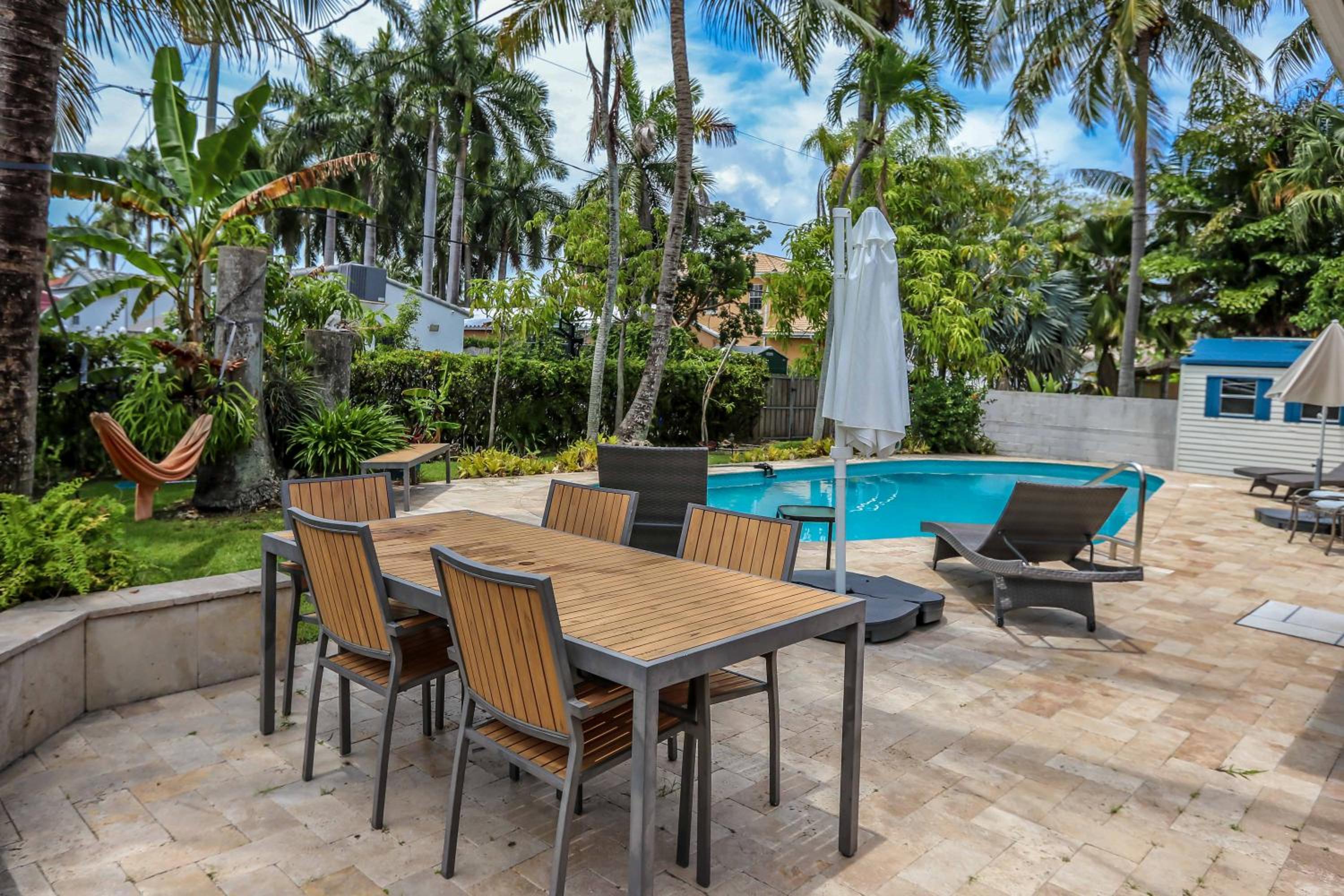Beautiful Hollywood Beach Home