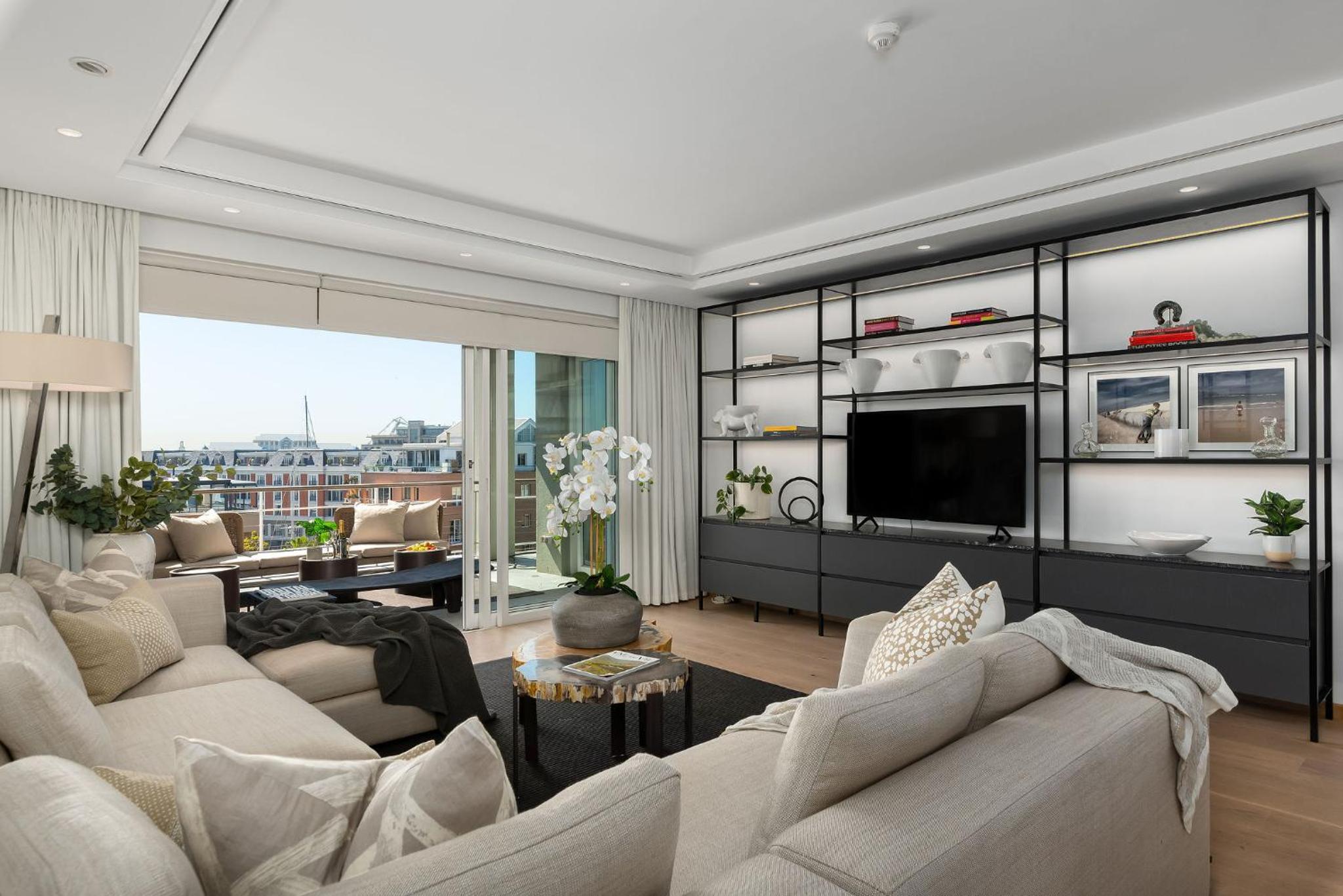 V&A Waterfront - Apartment D501 - Rental by Love Luxury Homes view 4