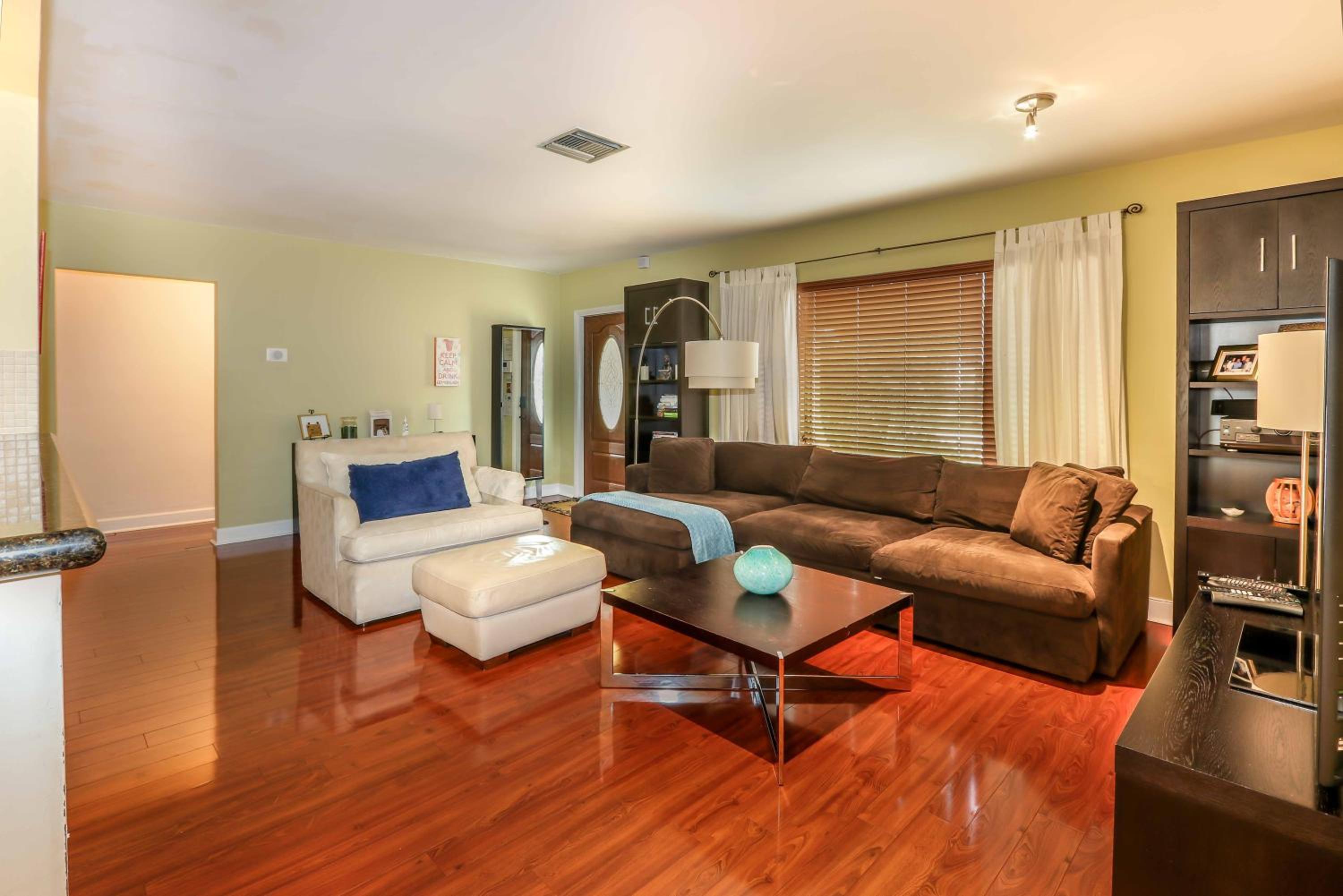 Beautiful Hollywood Beach Home