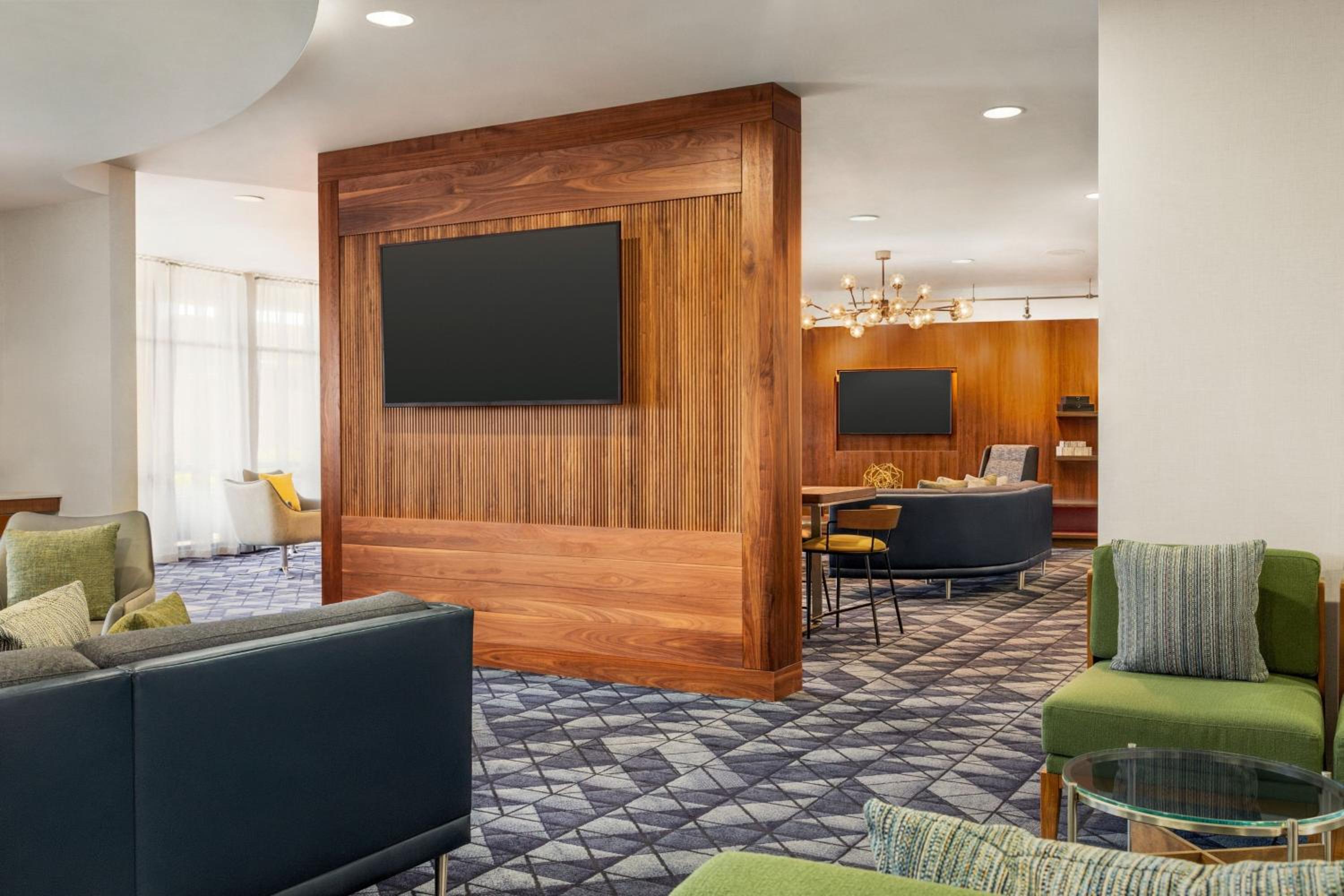 Columbia Vacations - Courtyard by Marriott Columbia - Property Image 9