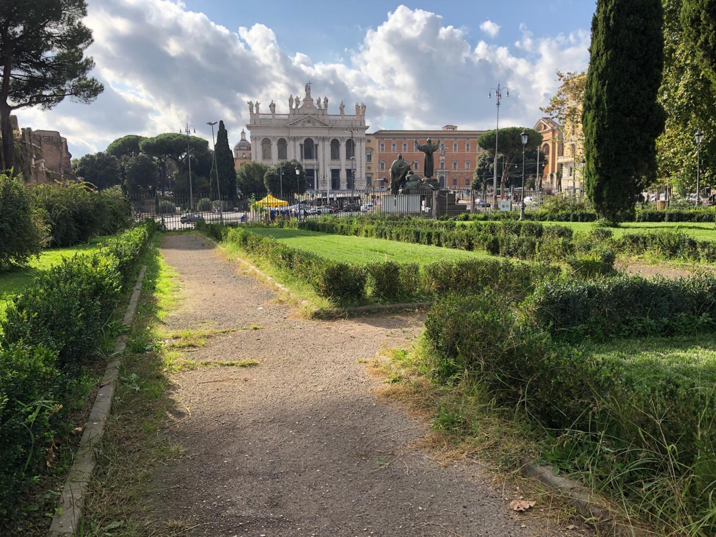 Questa casa non è un albergo CIU-ATR 9390-9