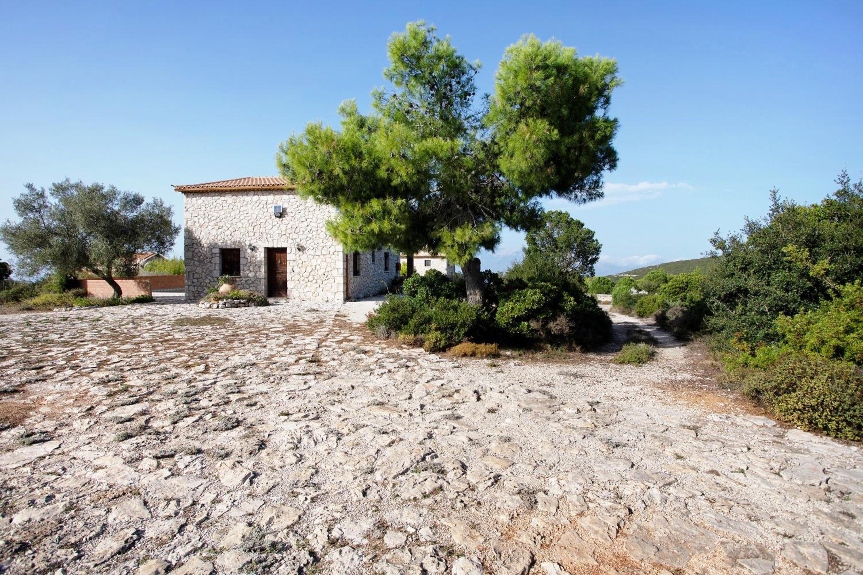 Agricultural Villa Mary Helen