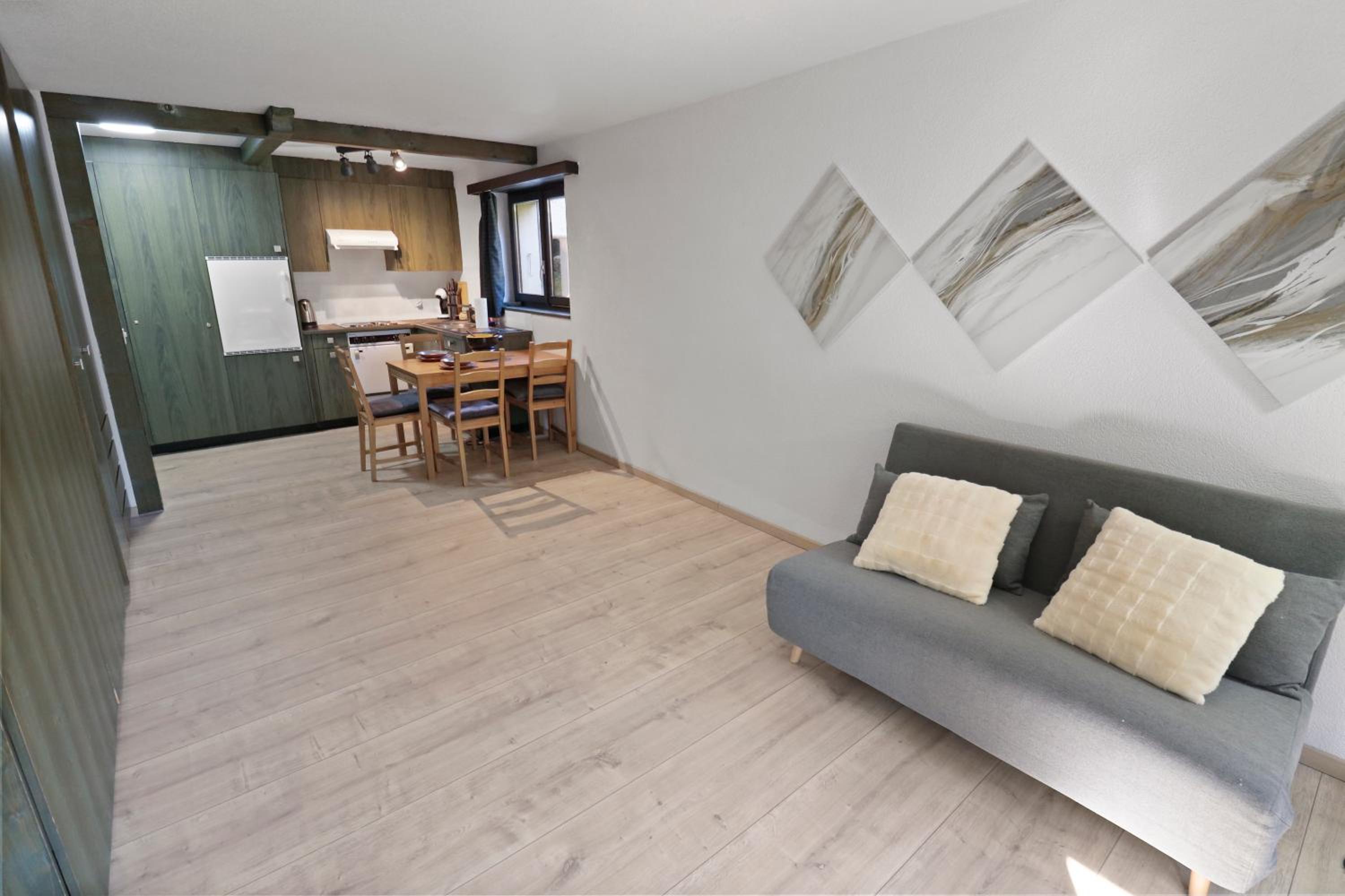 Studio rénové à côté des pistes