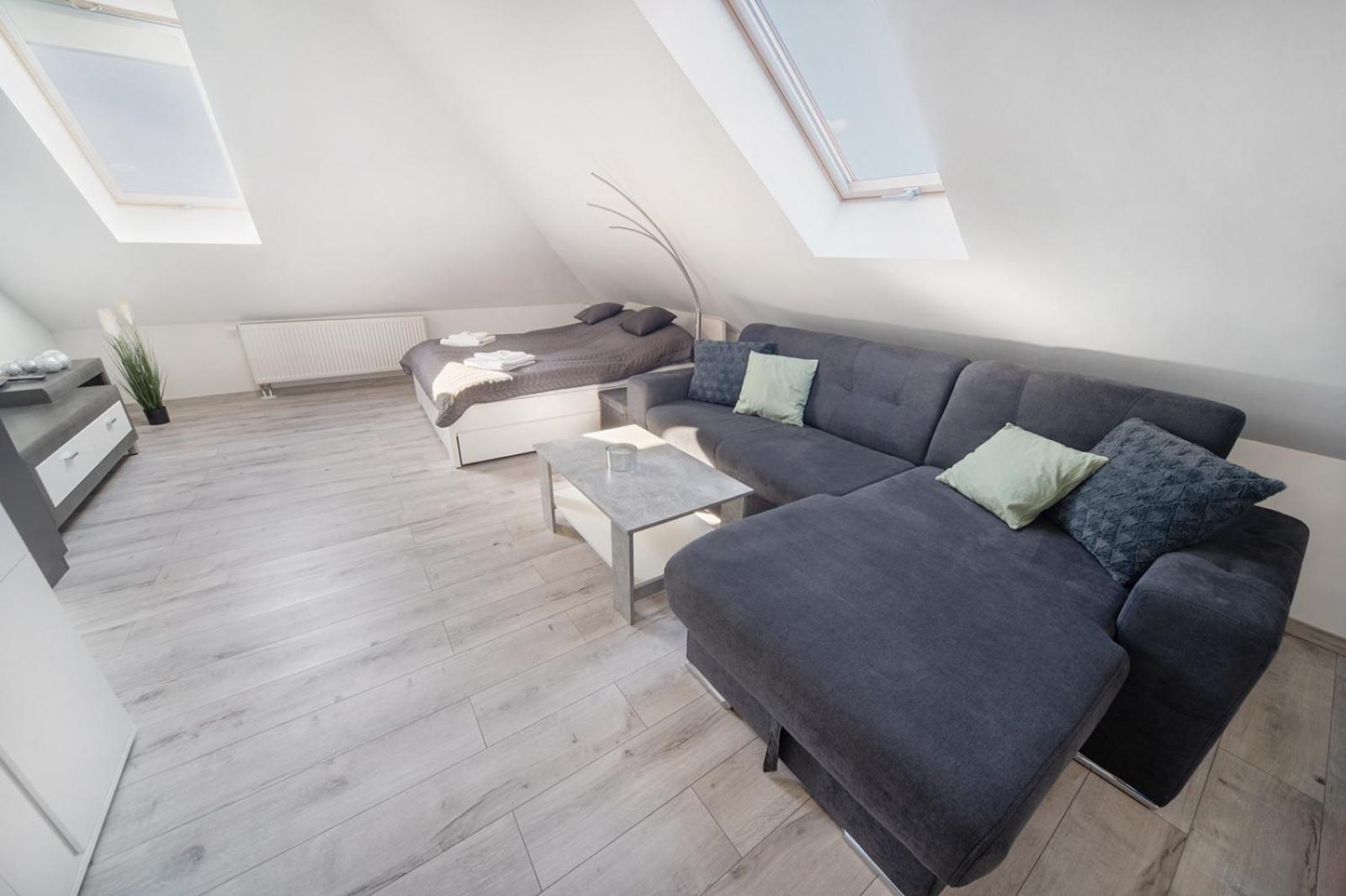 Ágoston Apartman 1-2 - Lora,Marci
