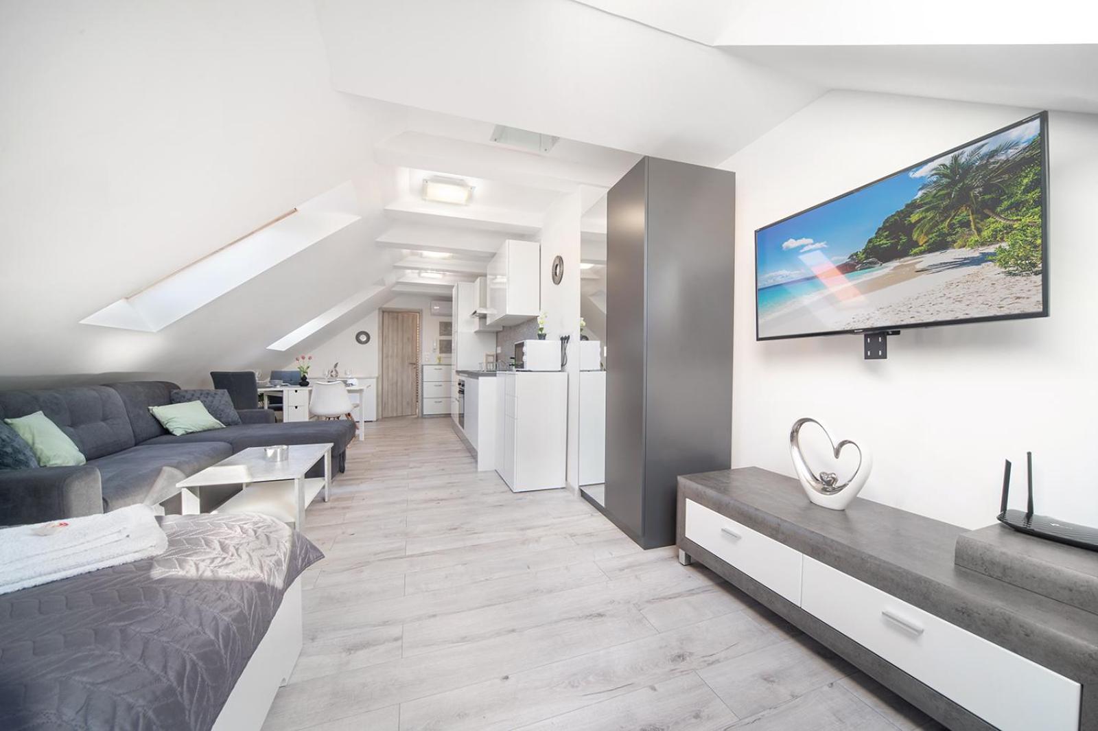 Ágoston Apartman 1-2 - Lora,Marci