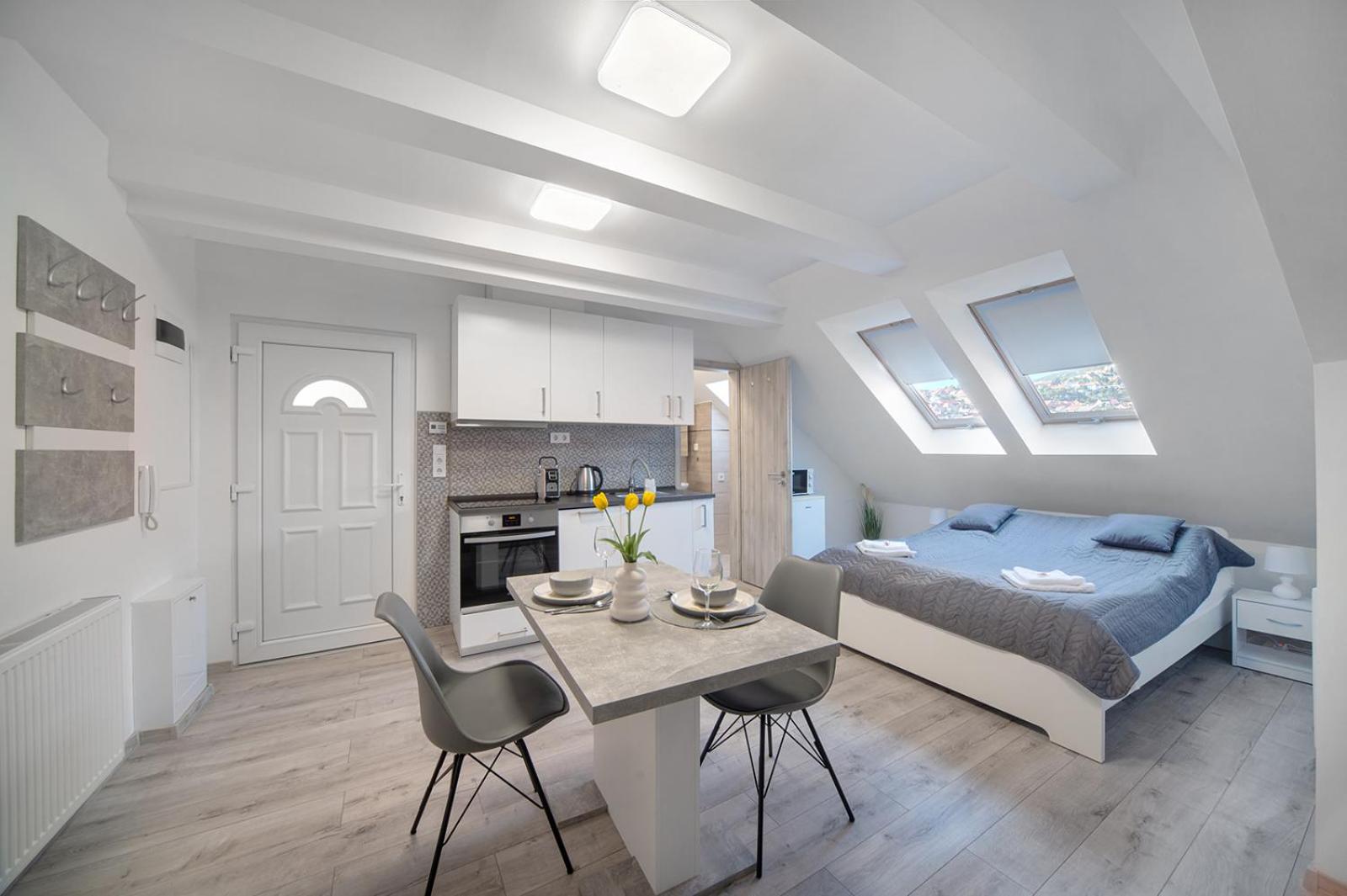 Ágoston Apartman 1-2 - Lora,Marci