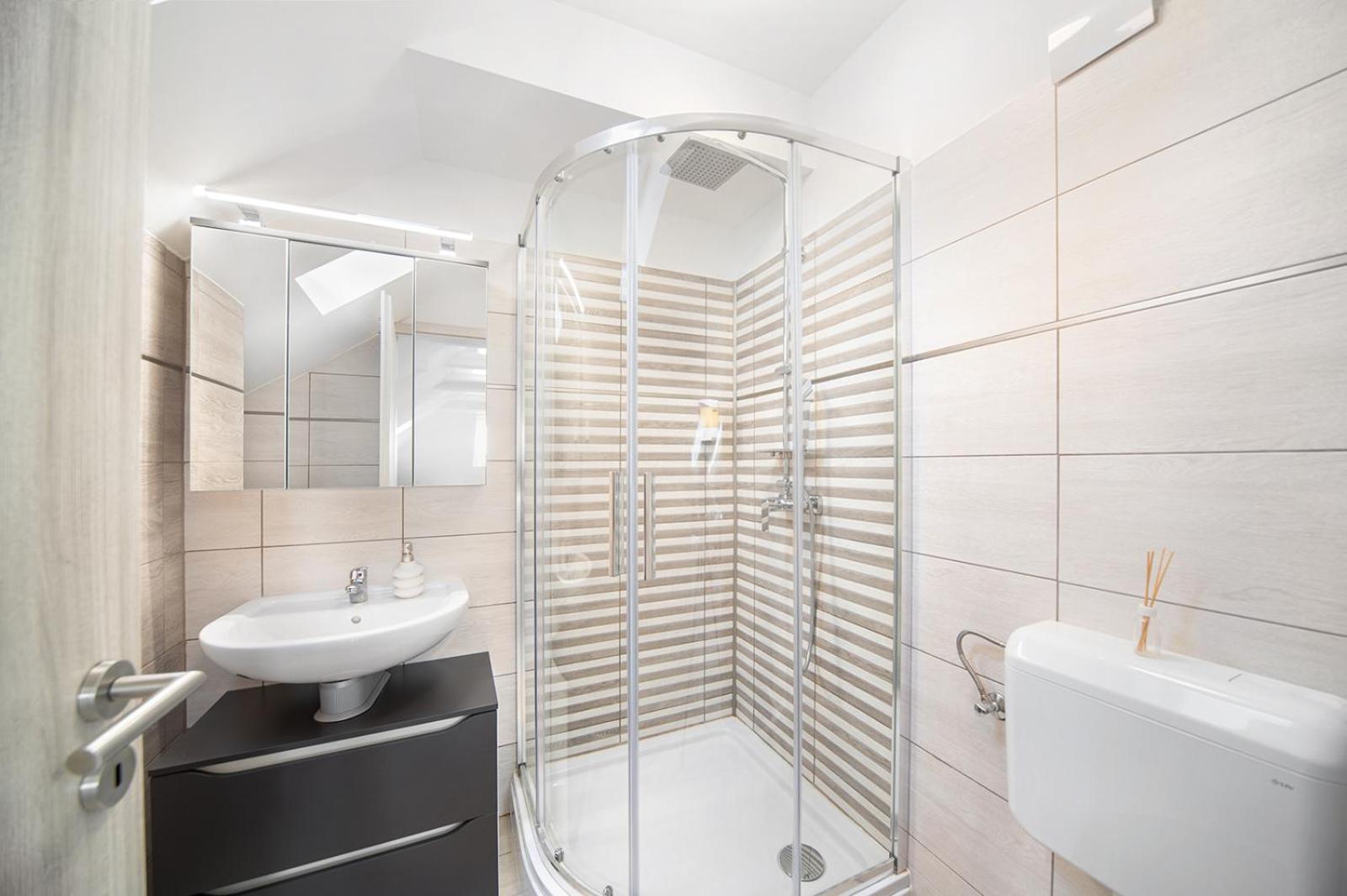 Ágoston Apartman 1-2 - Lora,Marci