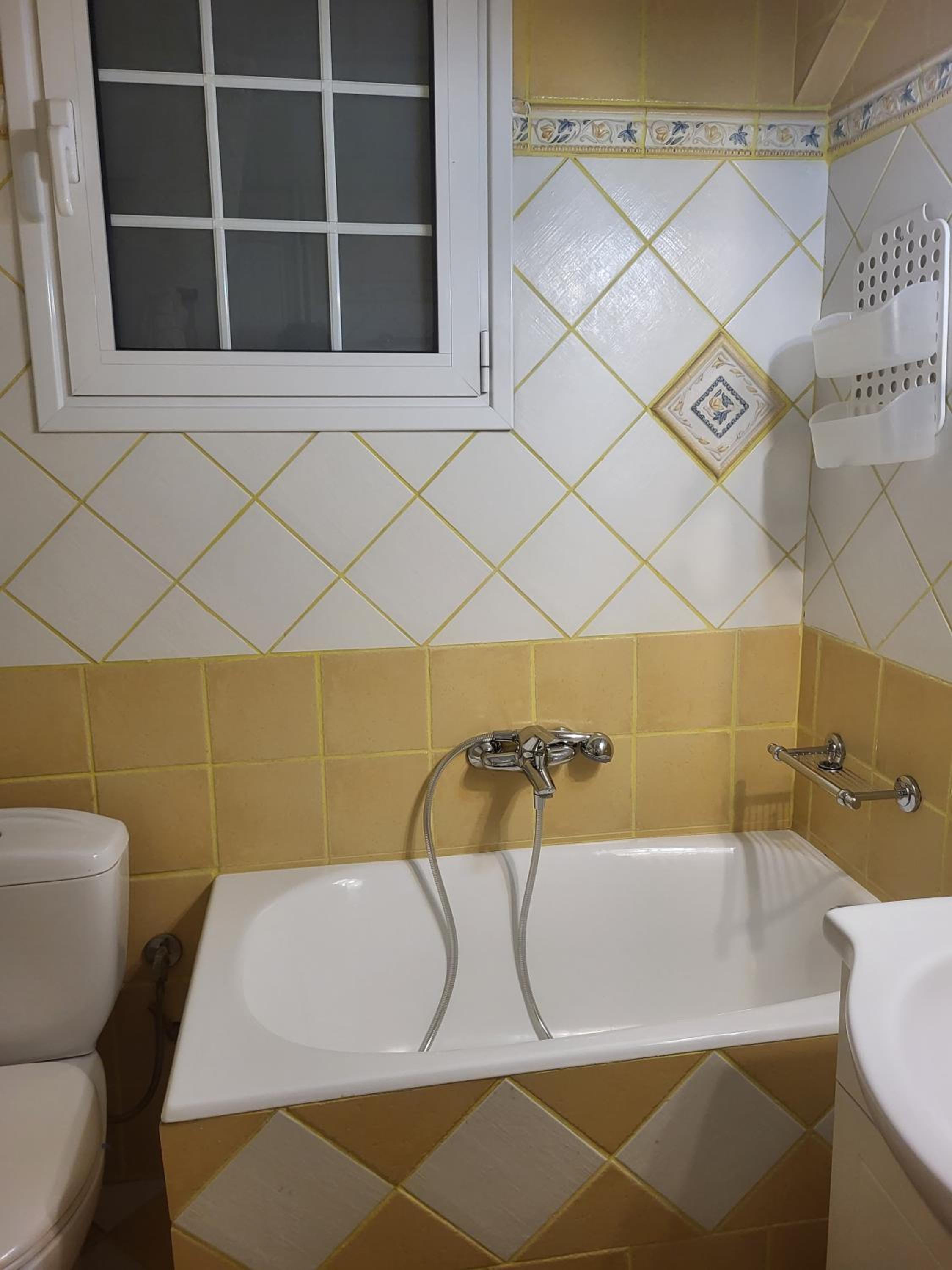 full-apartment-near-Athens-center