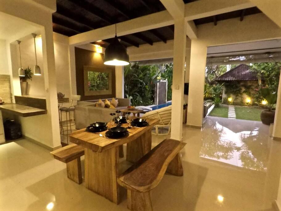 Private villa with pool near 66 in Seminyak