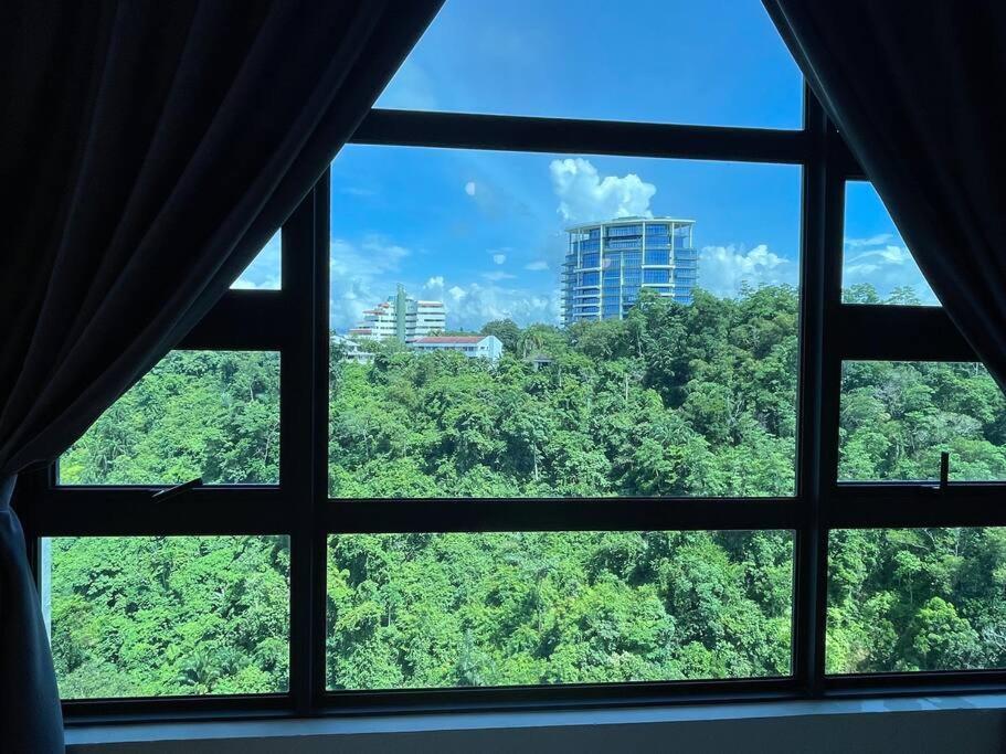 2Bedroom Jesselton Quay Sea & Mountain View4-5pax photo 7