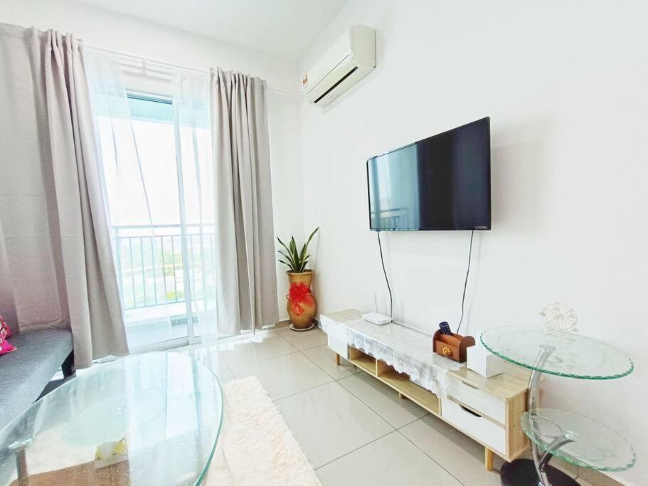 Metropol Serviced Apartment 3BR Pool VIEW photo 1