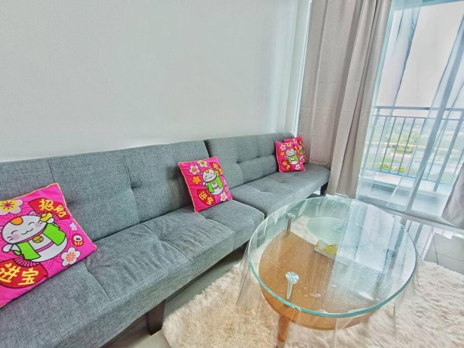 Metropol Serviced Apartment 3BR Pool VIEW photo 6