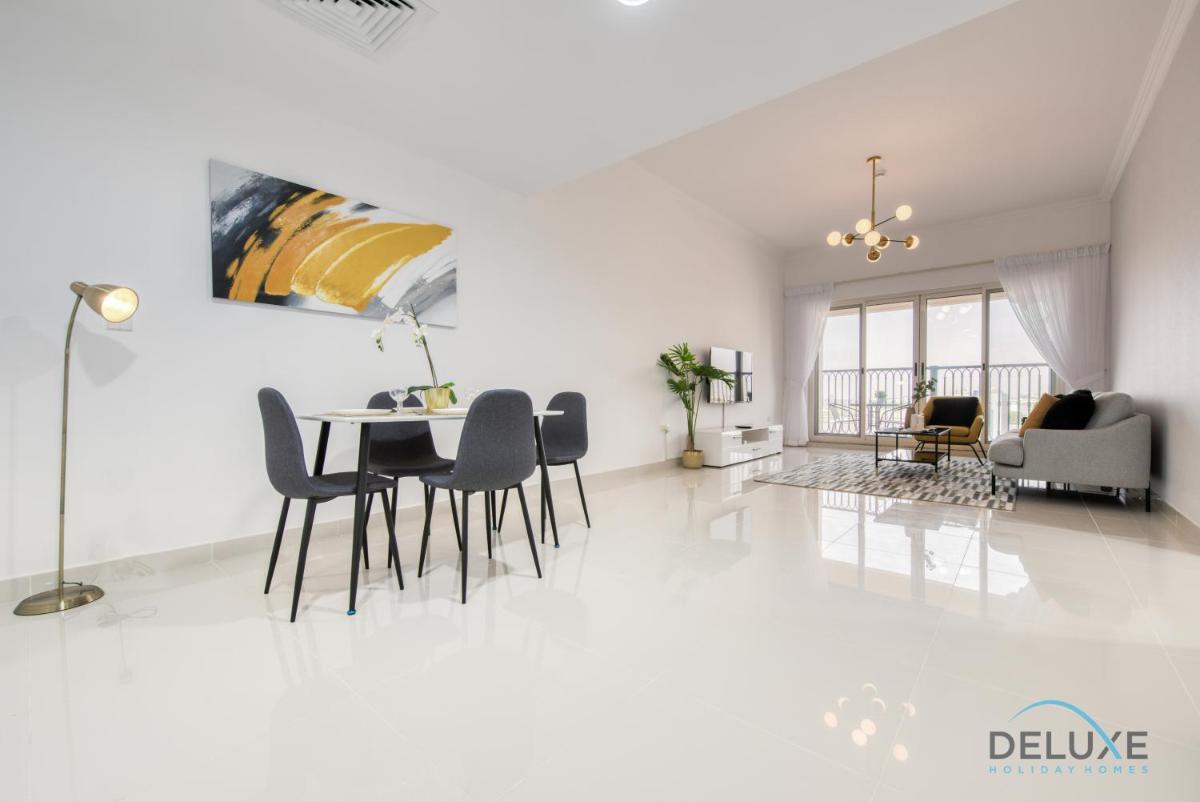 Vivid 2BR at Canal Residences West Dubai Sports City by Deluxe Holiday Homes