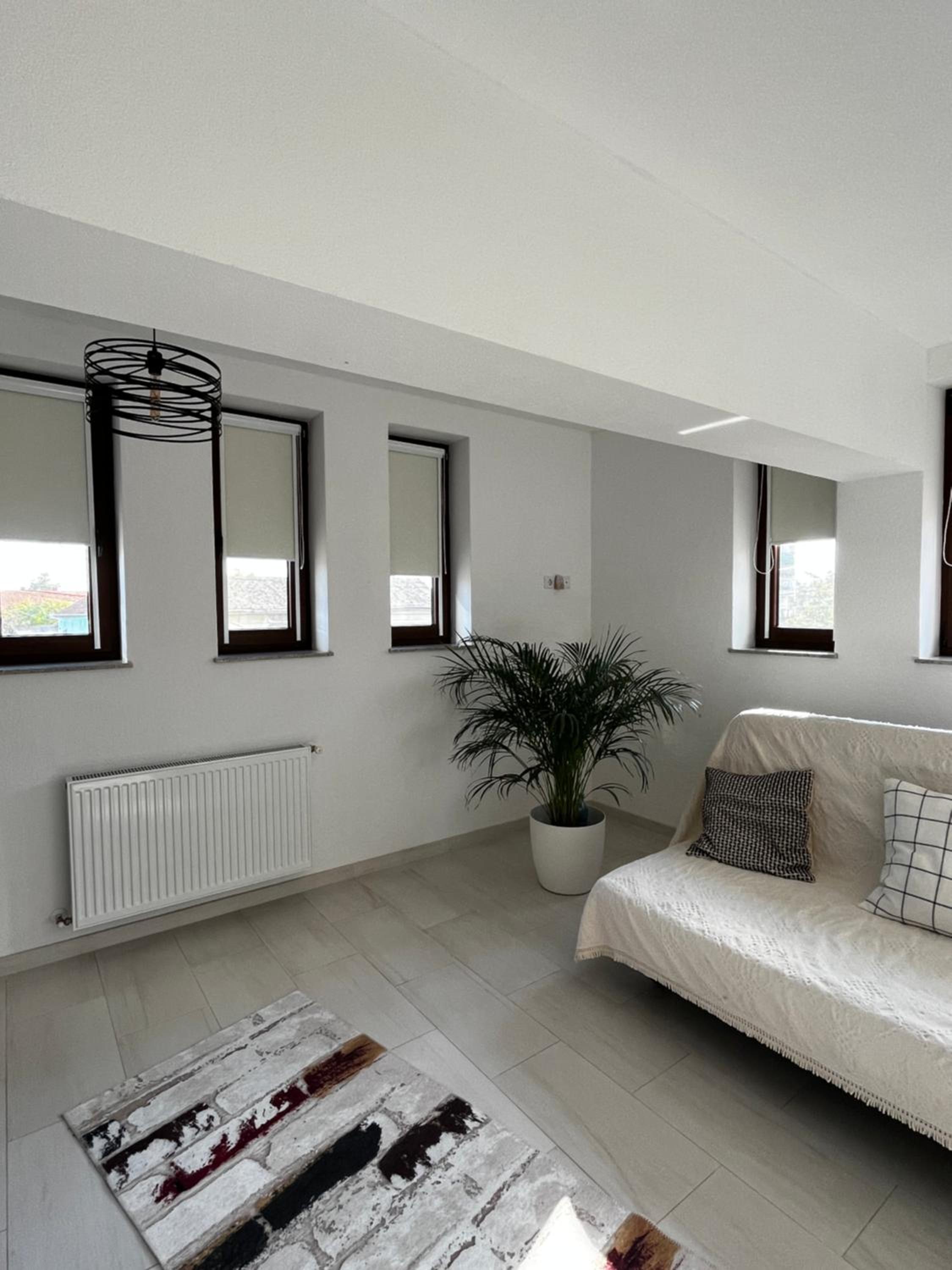 Jois Apartments Periam view 3