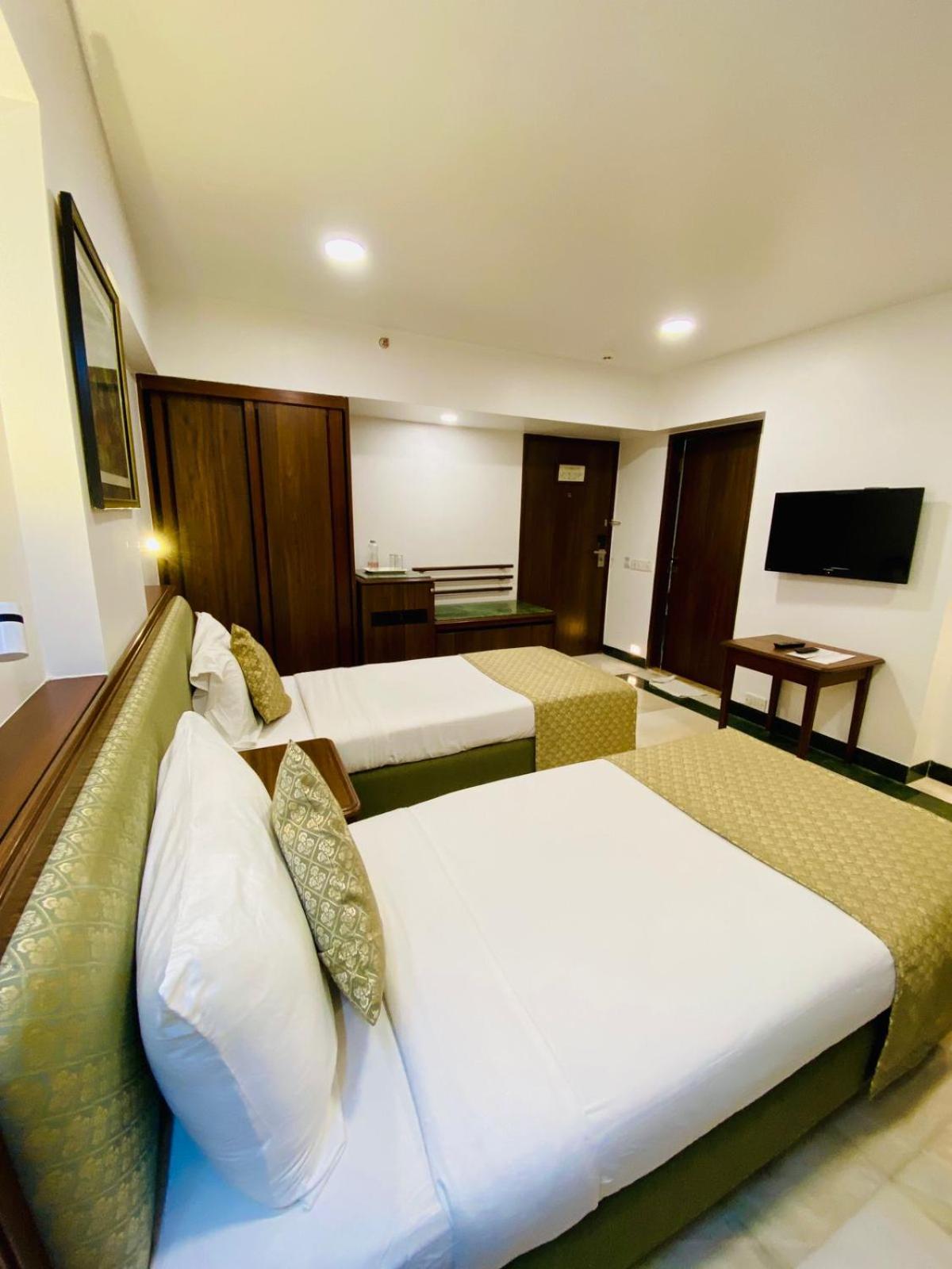 Mumbai Vacations - Hotel Parle International - Property Image 18