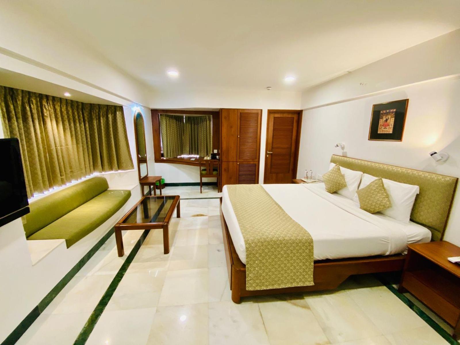 Mumbai Vacations - Hotel Parle International - Property Image 75