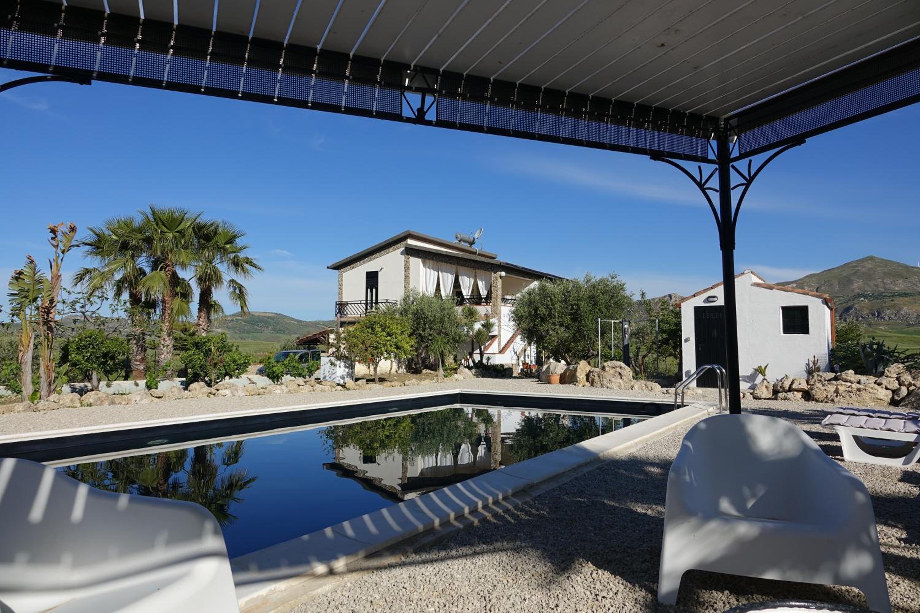 Villa NERO BIANCO, Havre de paix, oliviers, piscine privée photo 2