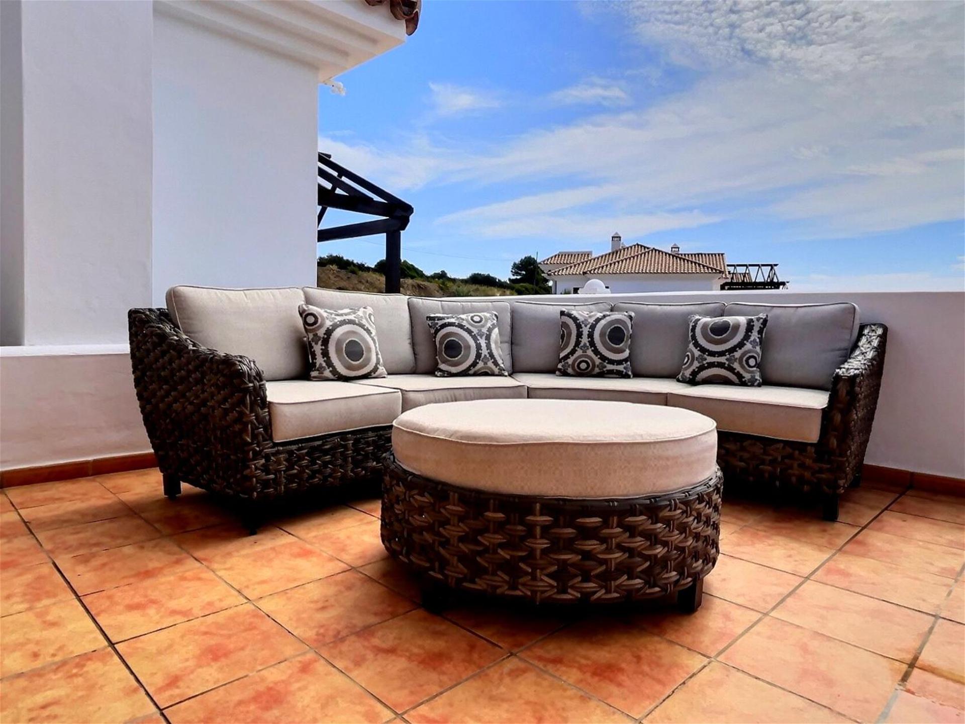 Spectacular 3 Bedroom Penthouse Apartment