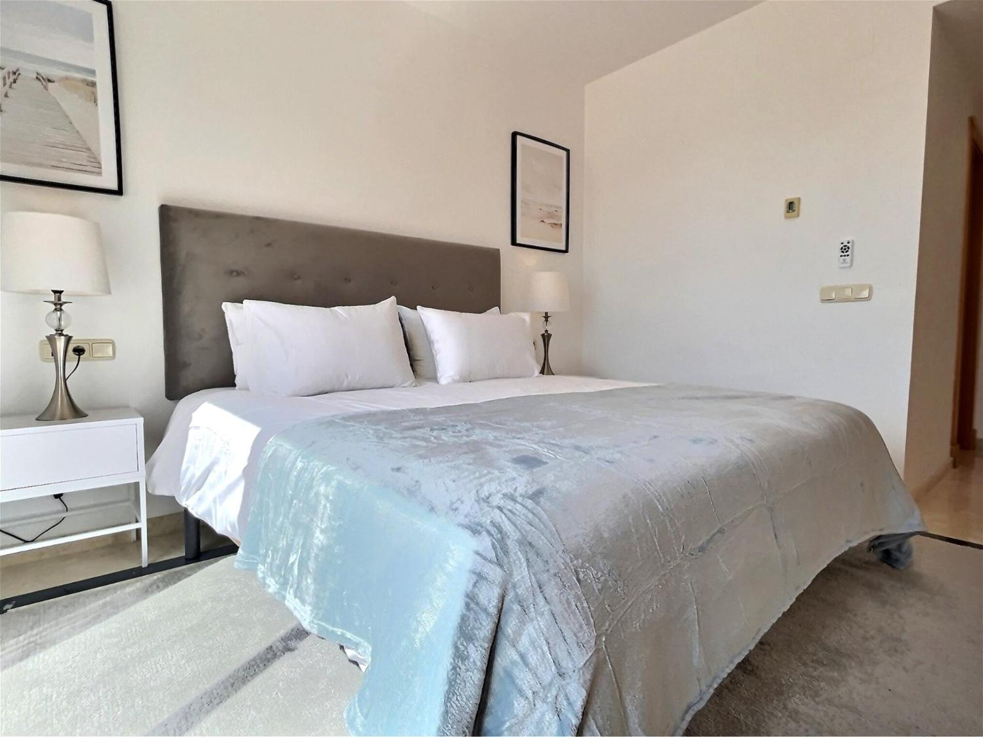Spectacular 3 Bedroom Penthouse Apartment