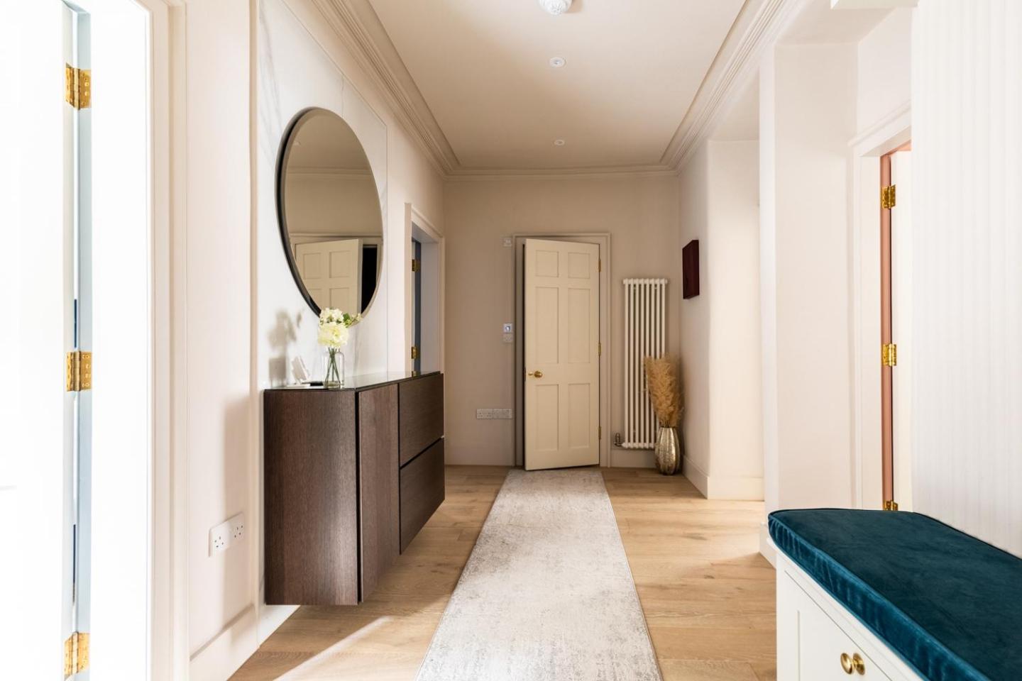 Russell House Suites