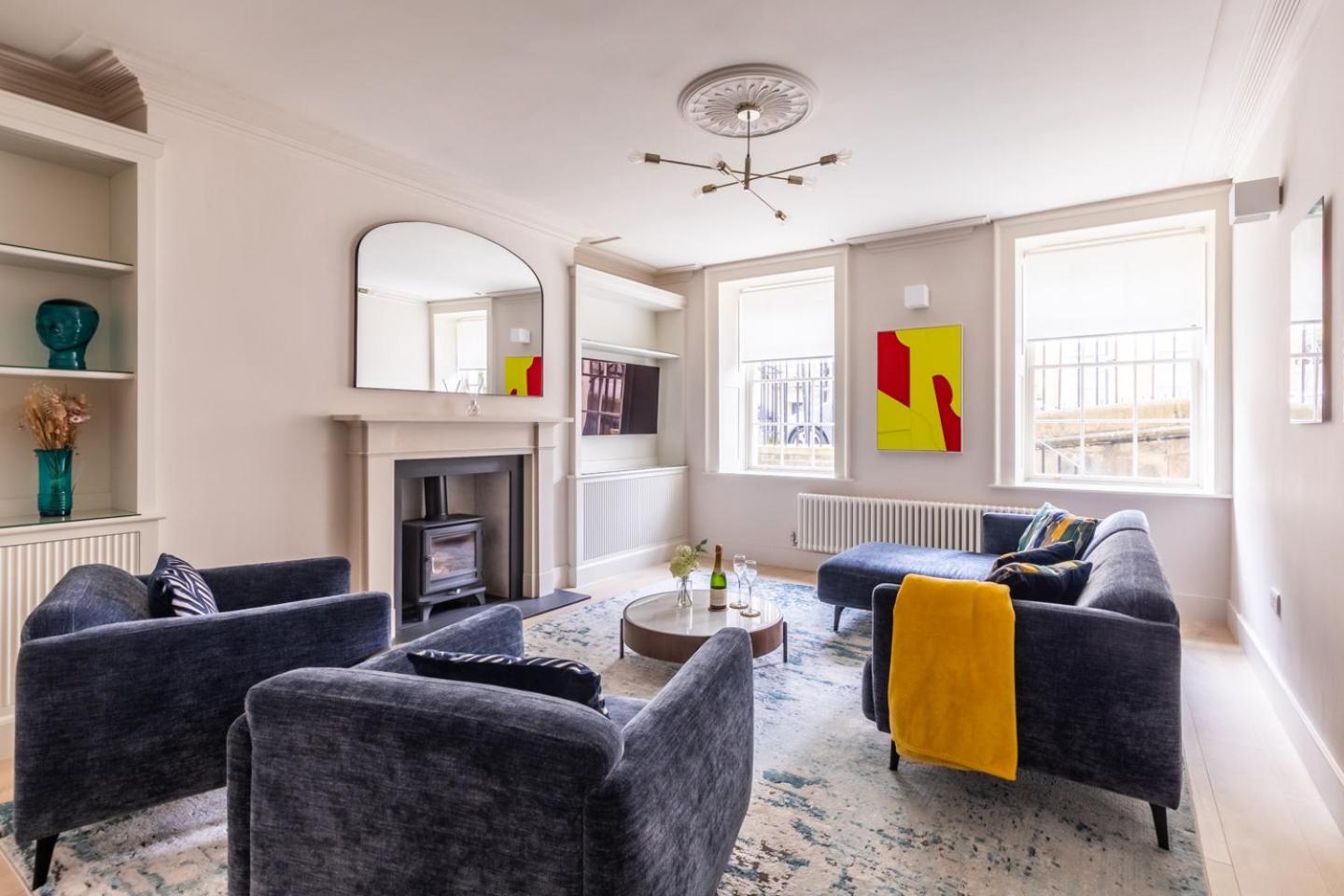 Russell House Suites