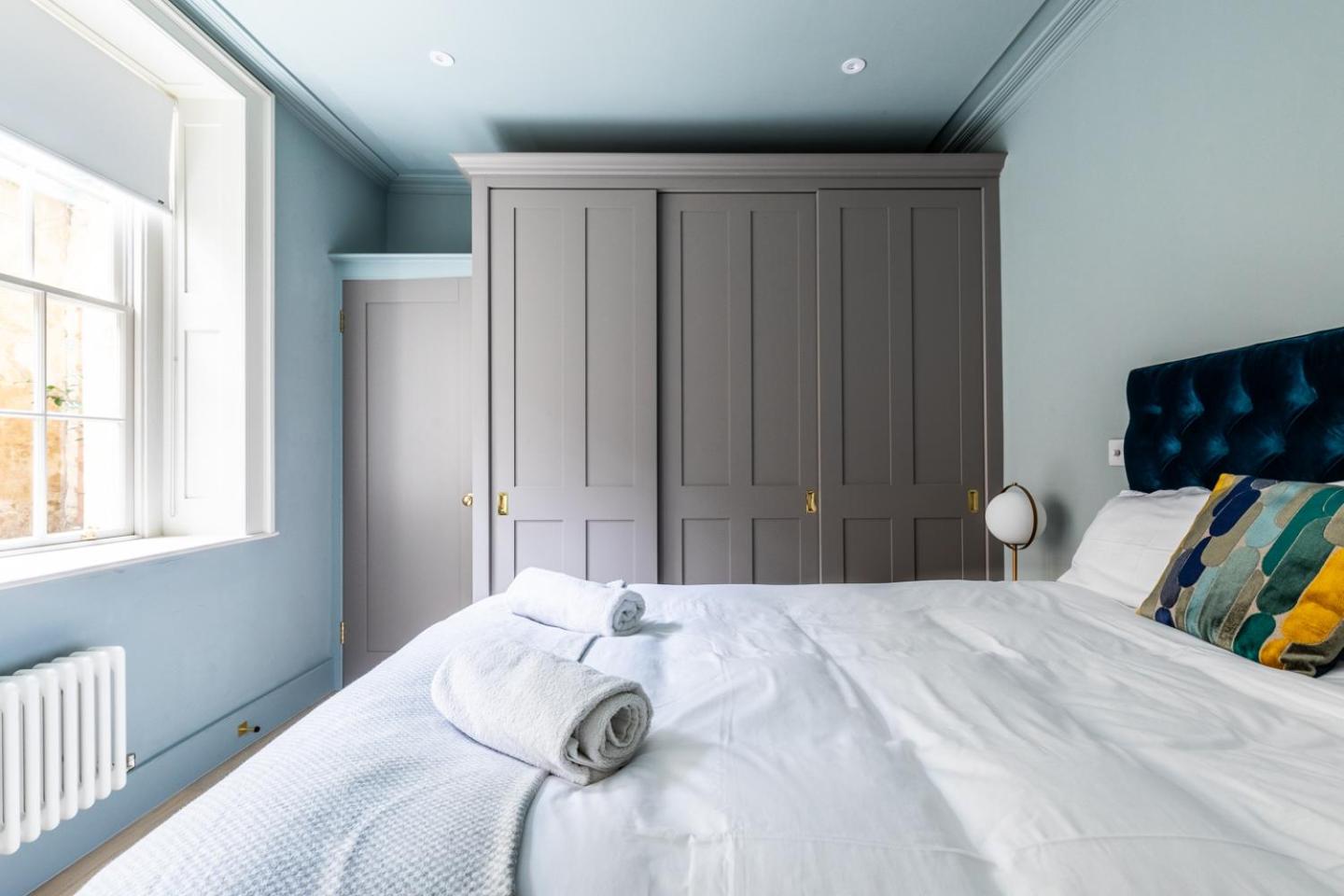 Russell House Suites