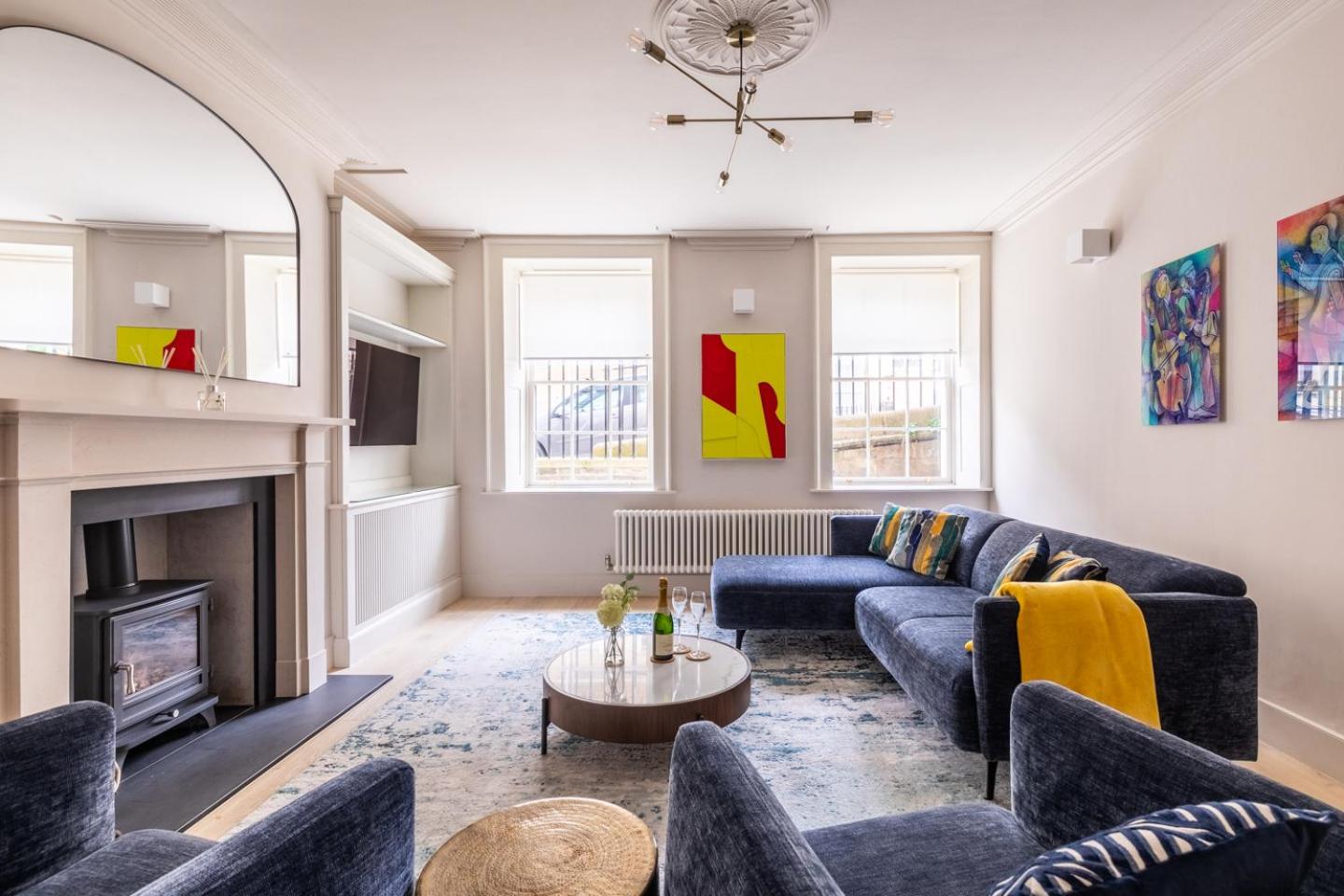 Russell House Suites