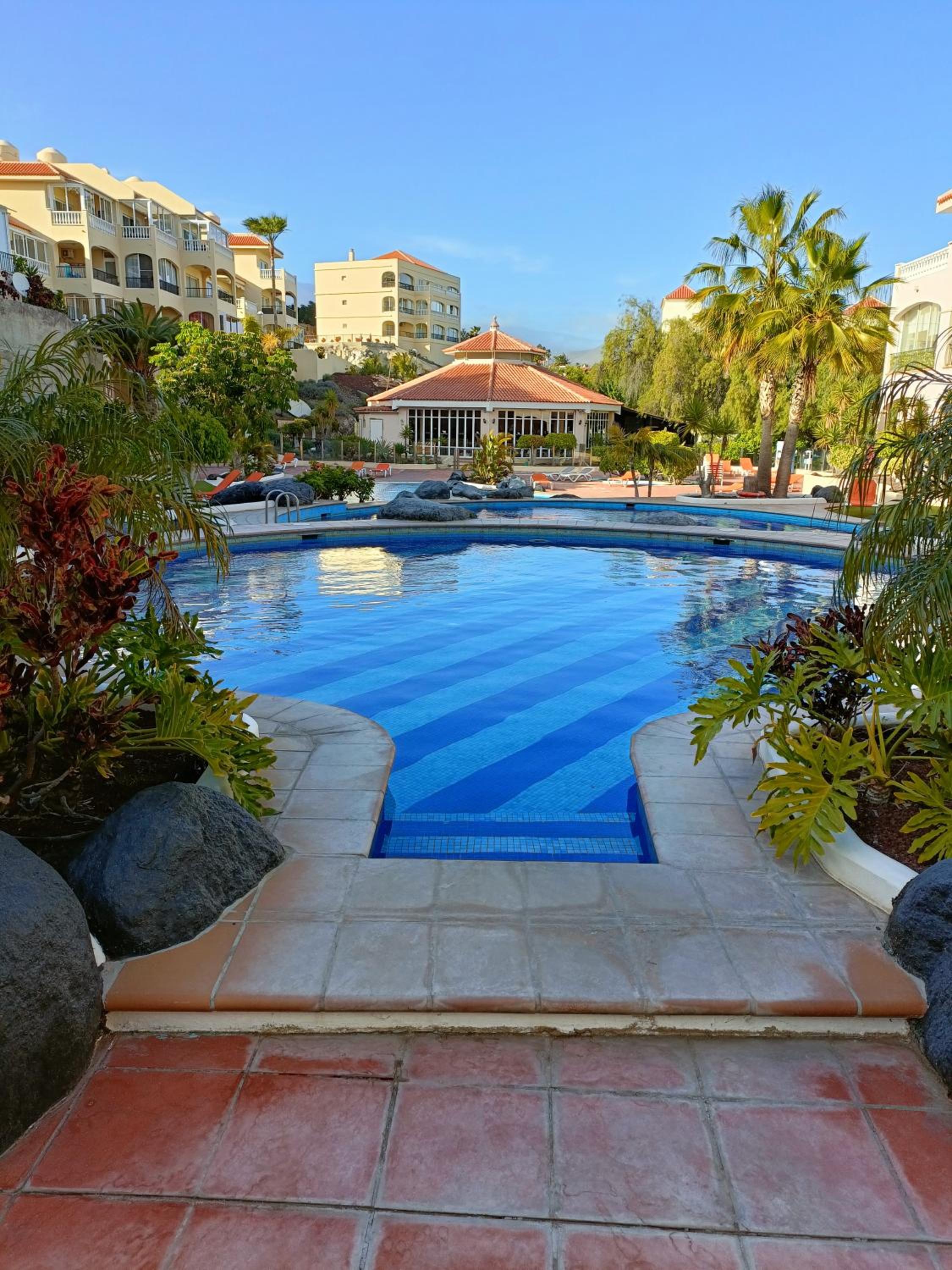 Book Inn Golf Park Sunny Cozy Apartment near the Ocean with large double terraces, fiber WIFI, 3 pools, bbq Tenerife South photo 4