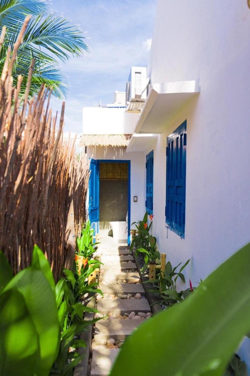 La Mer - Vĩnh Hy bay - beachfront villa LƯỚI view 4
