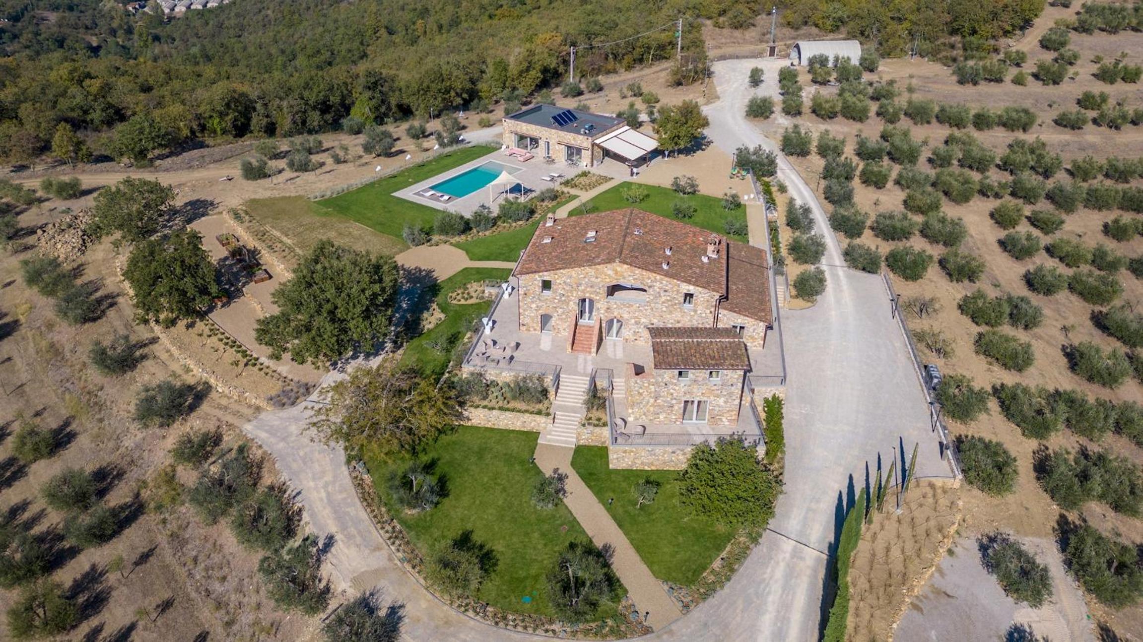 LA CALCINAIA 16, Emma Villas