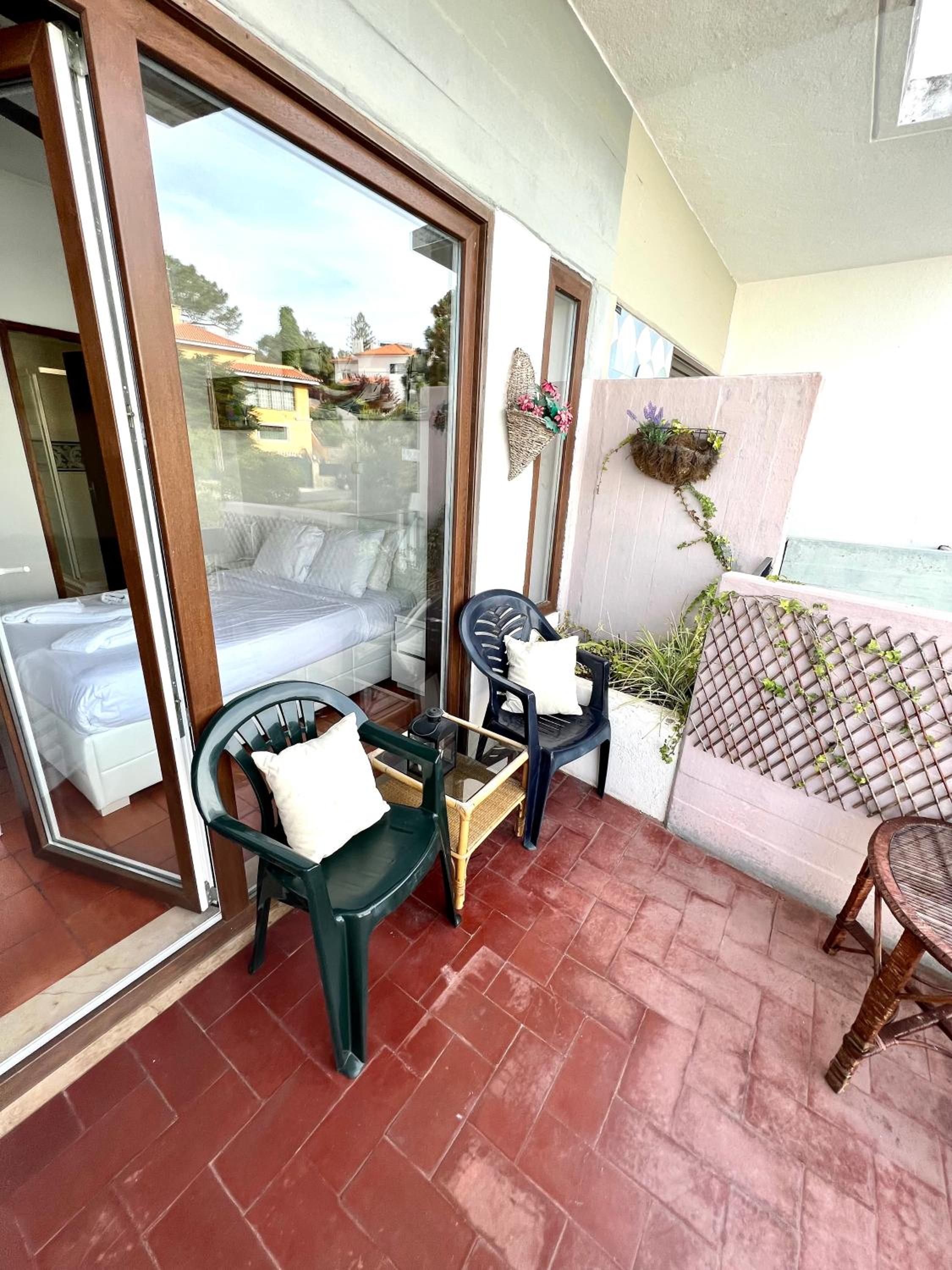 Estoril 4 - Nice & Cozy Little Studio with Terrace view 4