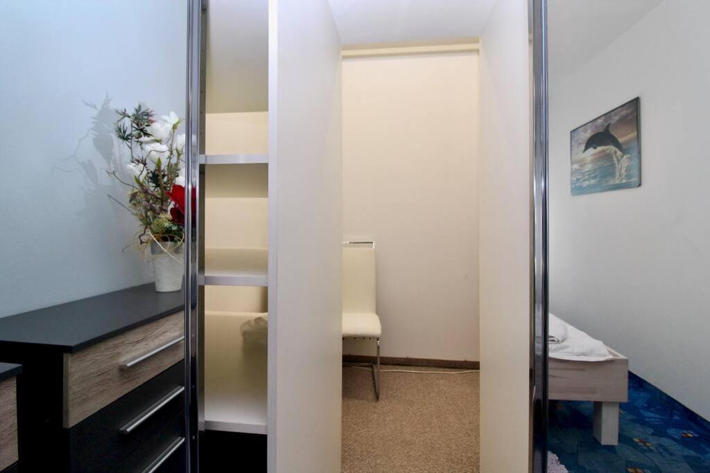 Cozy Apartment FREE parking