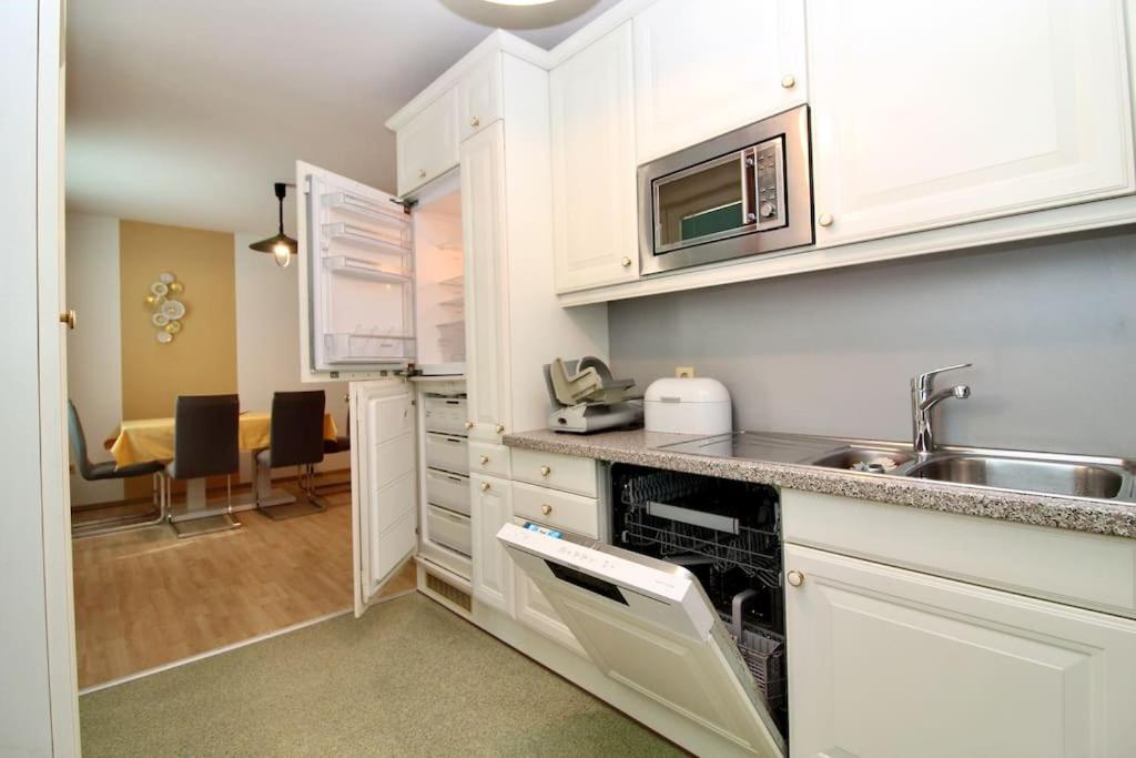 Cozy Apartment FREE parking