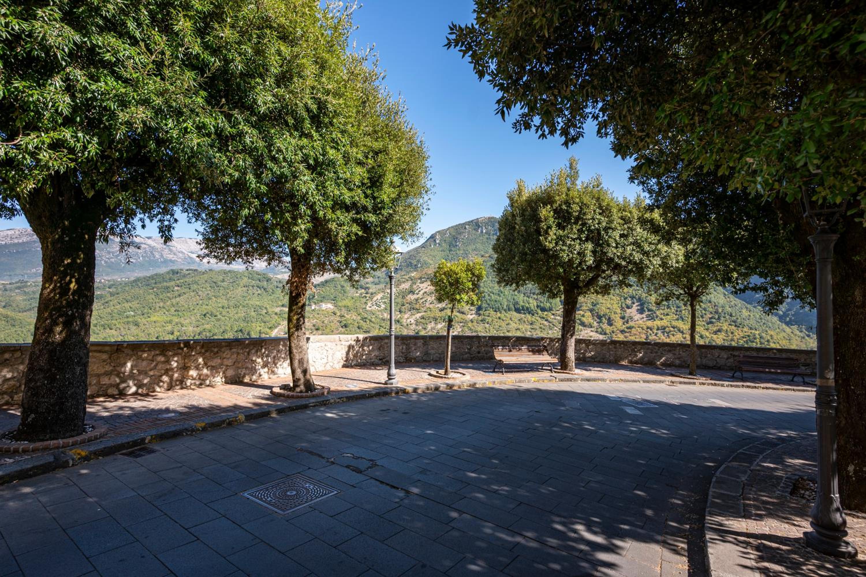 PIAZZA LAURINO Apartments