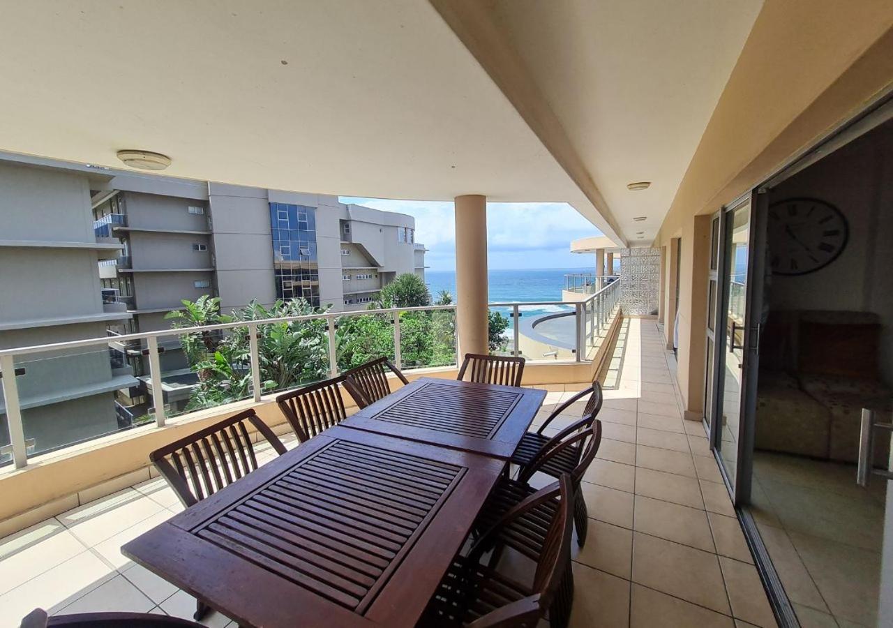 Bermudas 3 Bedroom Penthouse, Ballito view 5