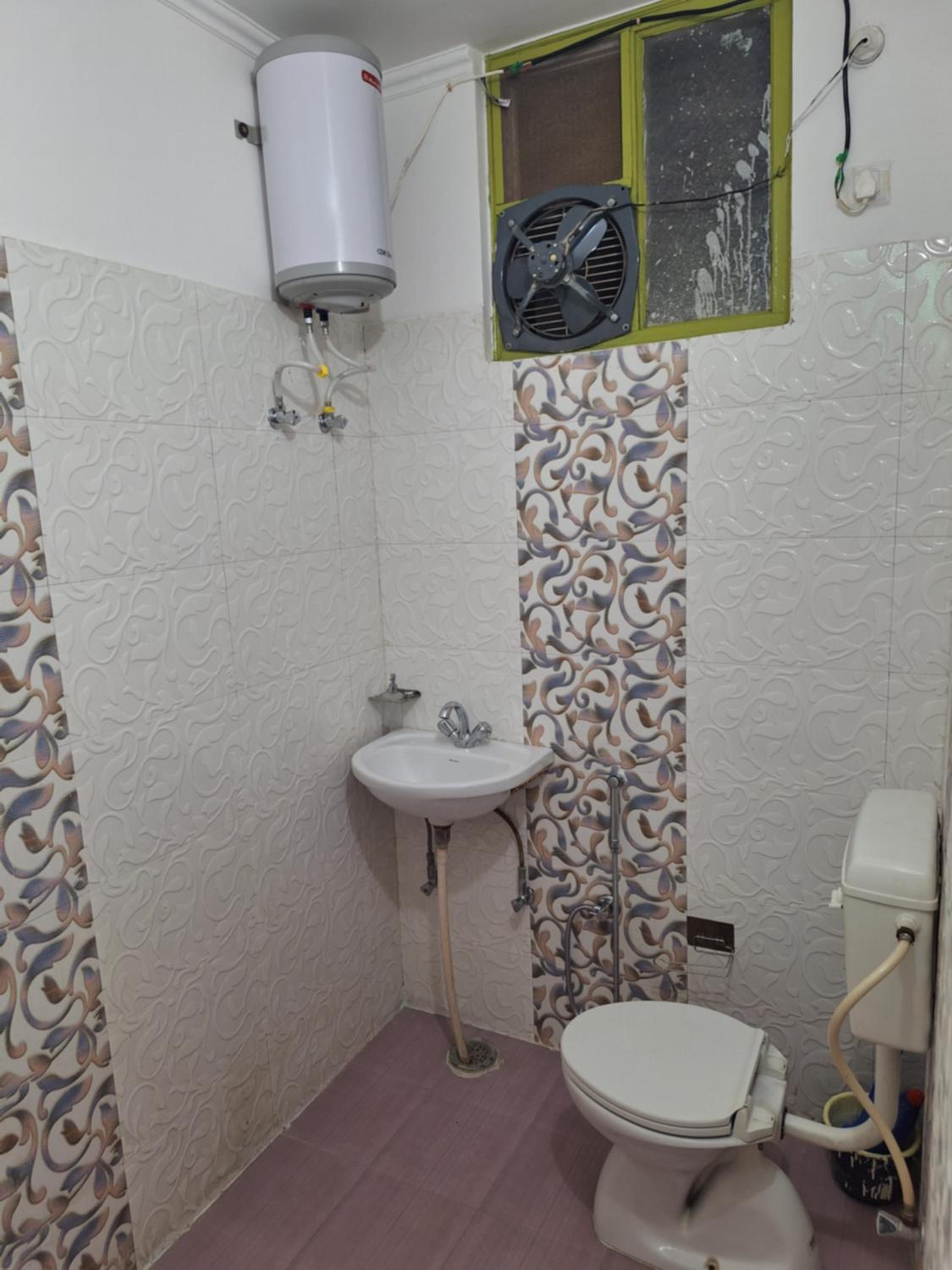 N-Square Home Stay - Feel Home! view 4