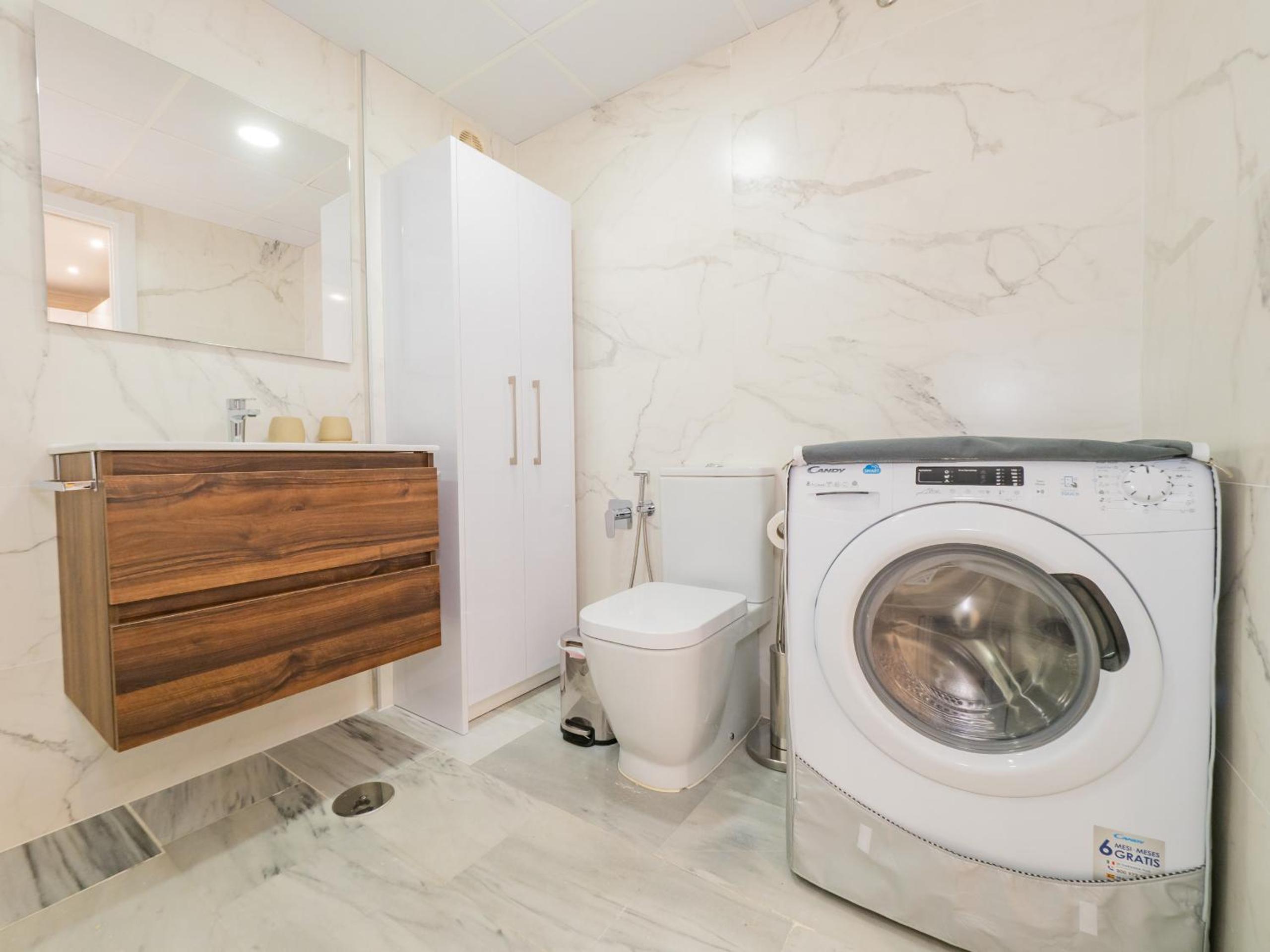 Cubo's Apartamento Atocha with Optional Parking