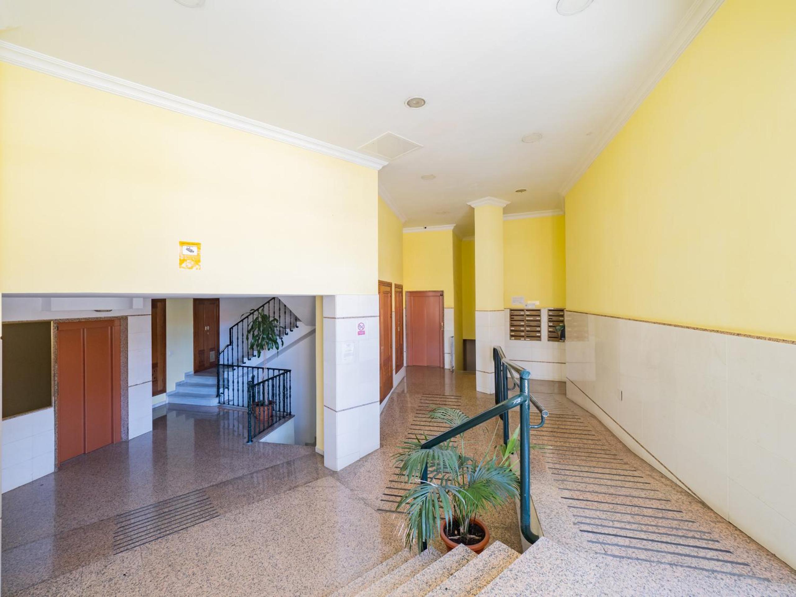 Cubo's Apartamento Atocha with Optional Parking