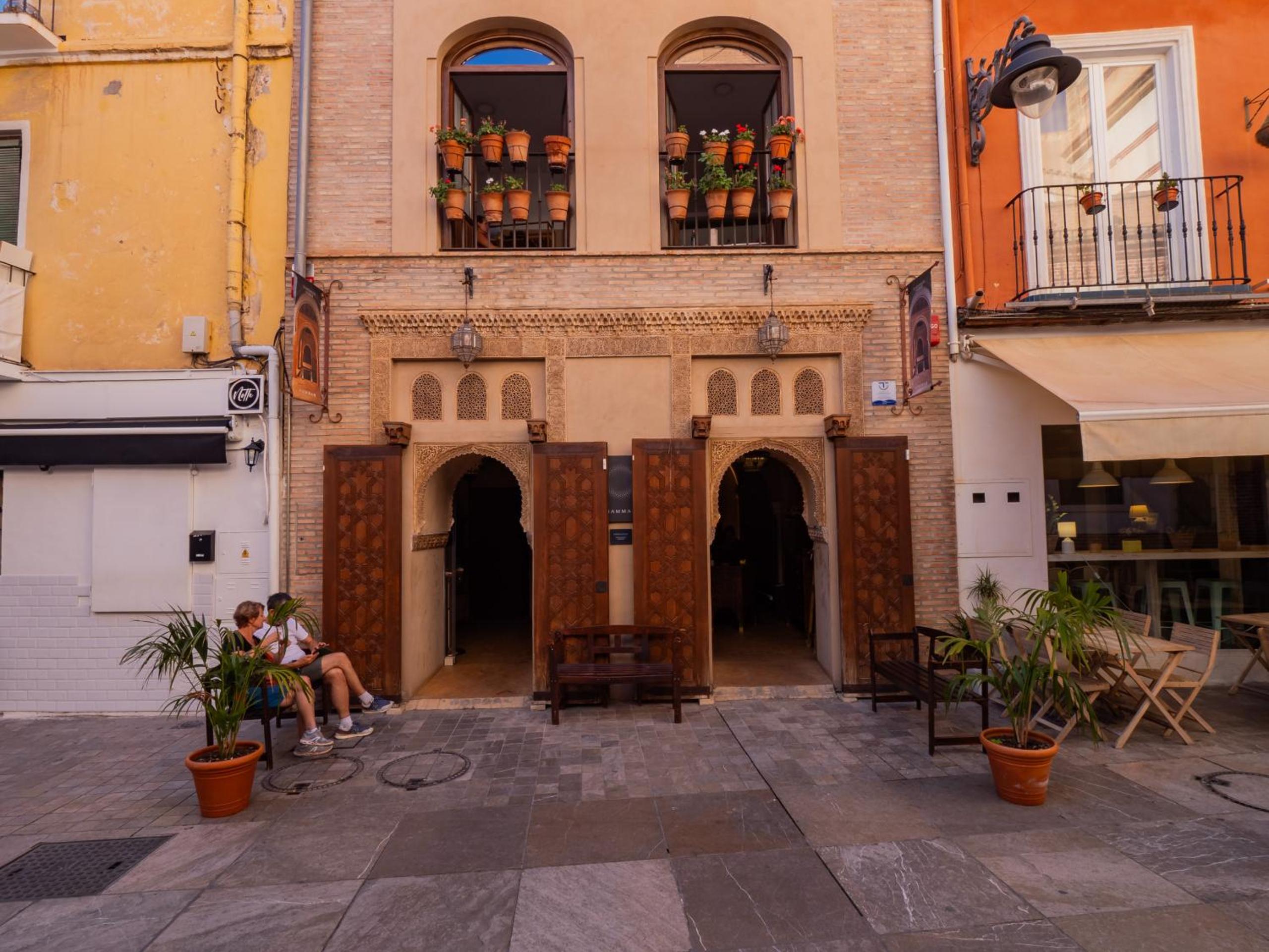 Cubo's Apartamento Atocha with Optional Parking