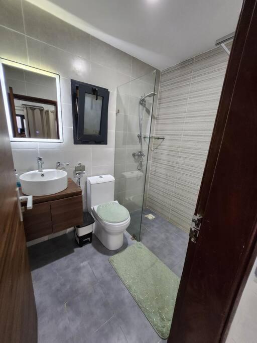Casa M- 1 bedroom apartment Aquaview complex view 5