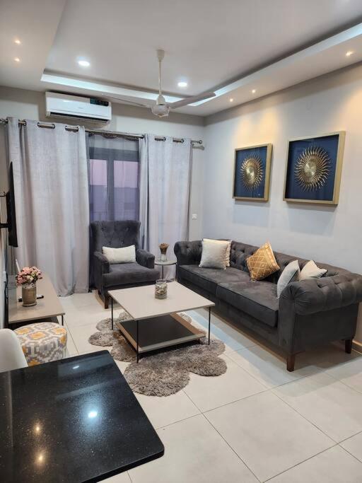 Casa M- 1 bedroom apartment Aquaview complex view 3