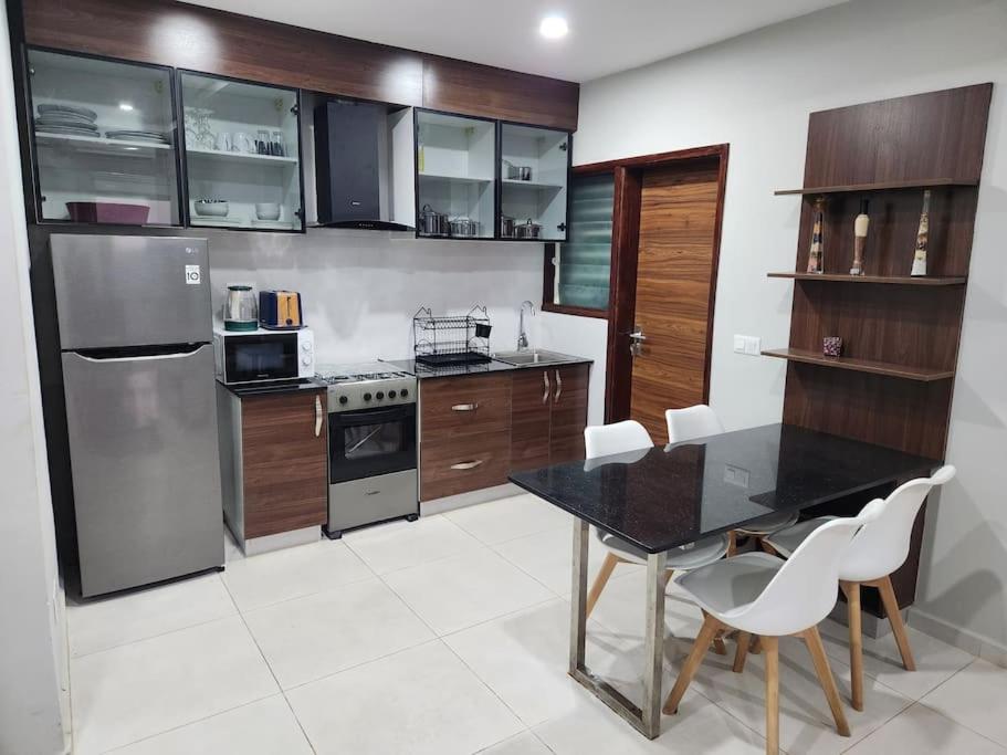Casa M- 1 bedroom apartment Aquaview complex view 4