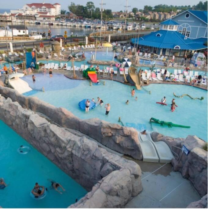 Amazing Chesapeake Views Family getaway 4brms view 5