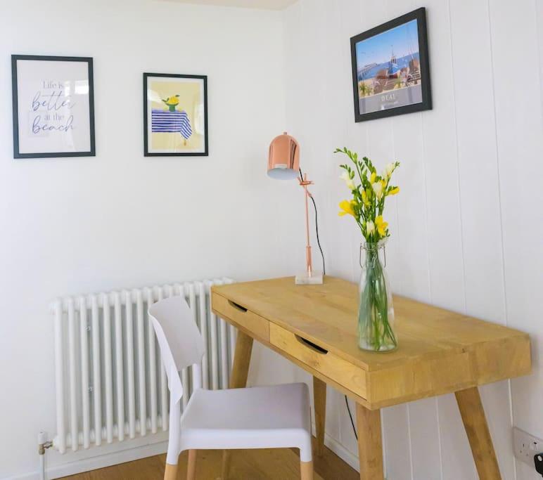 Pilots Lodge by Deal Castle with free parking