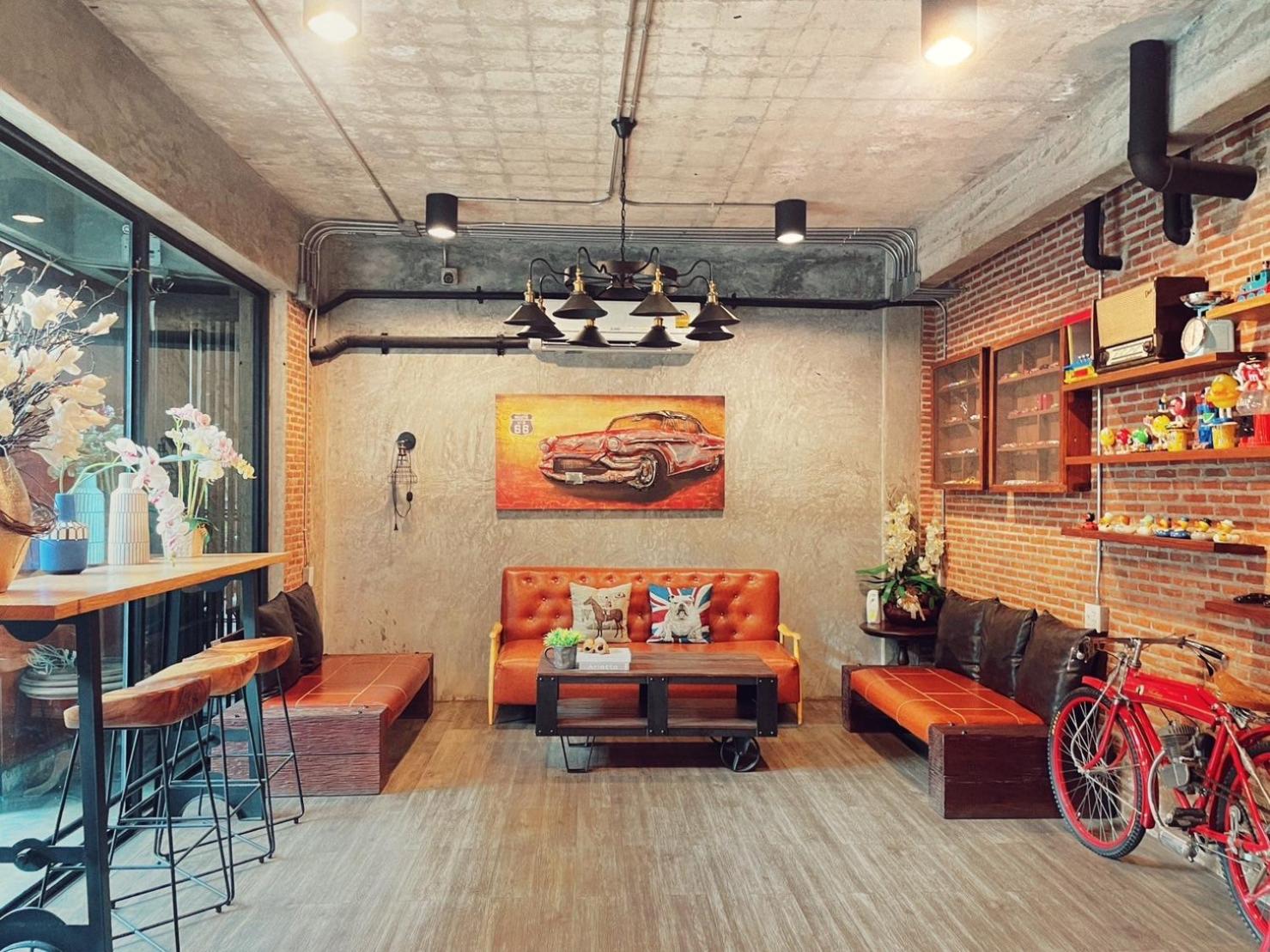 Yotaka The Hostel