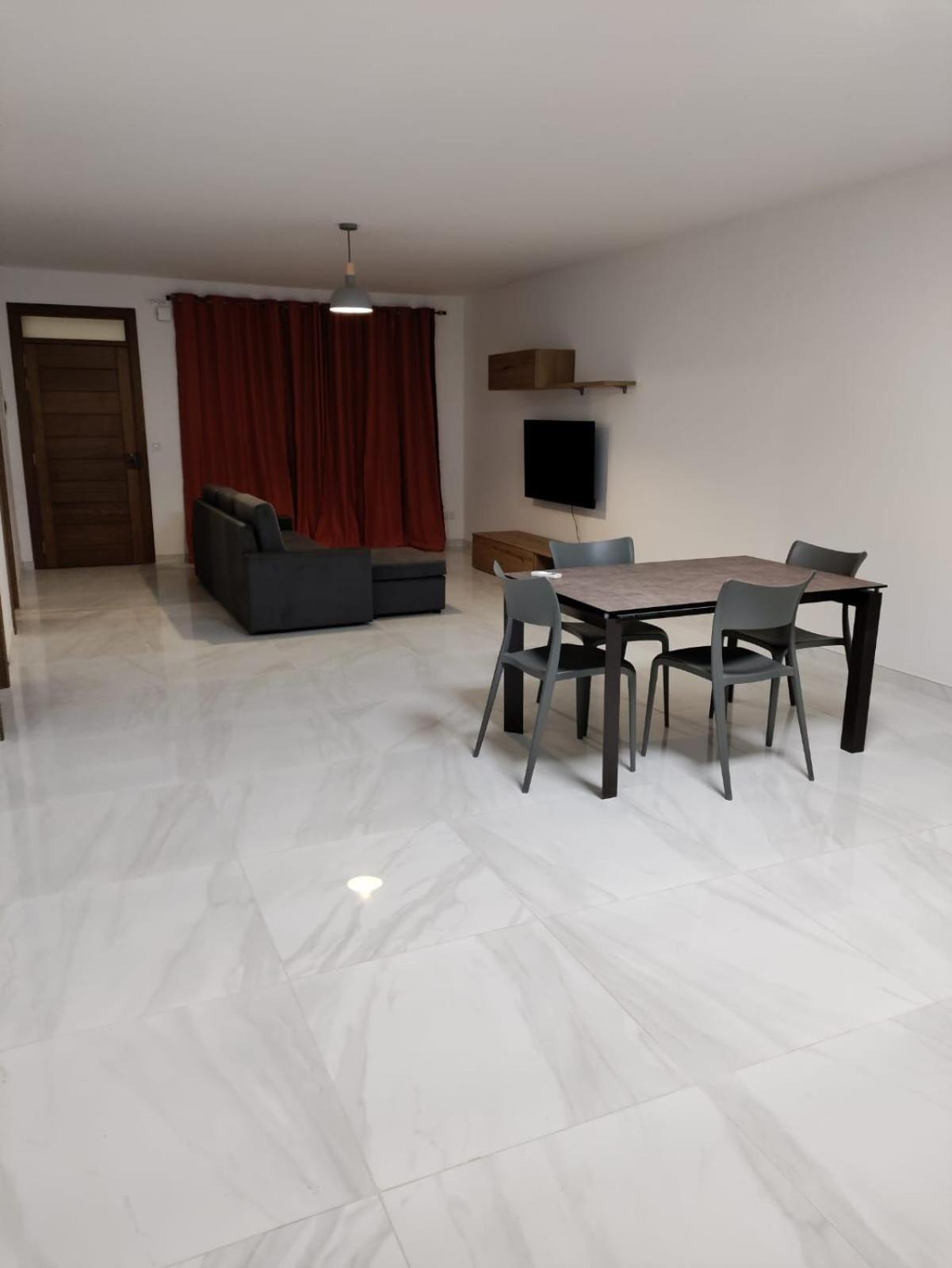 Modern Maisonette in Qawra photo 5
