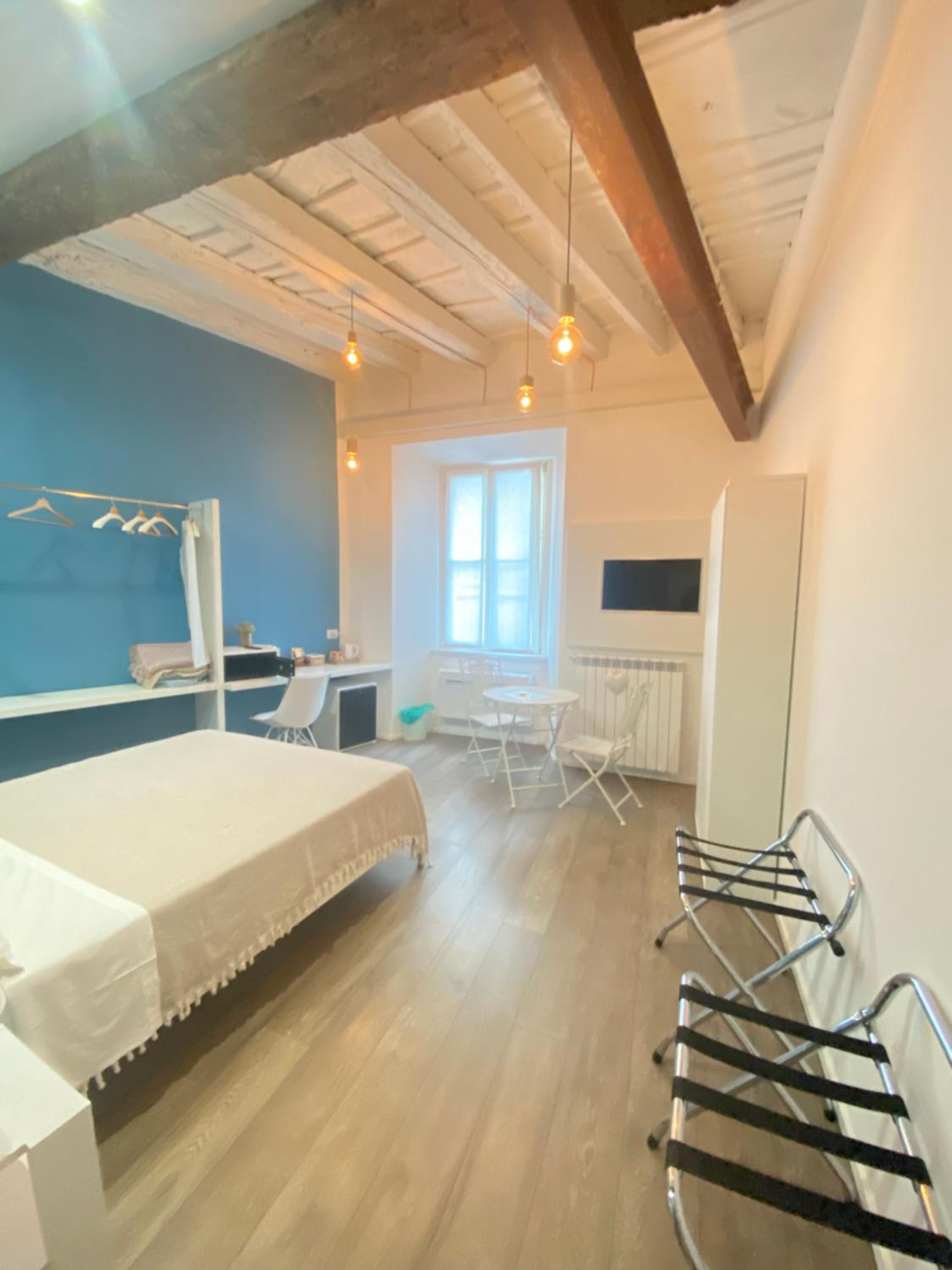 Rumi Rooms