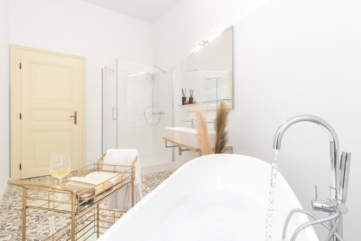 STRU House by Prague Days - Luxurious Apartments next to National Theatre