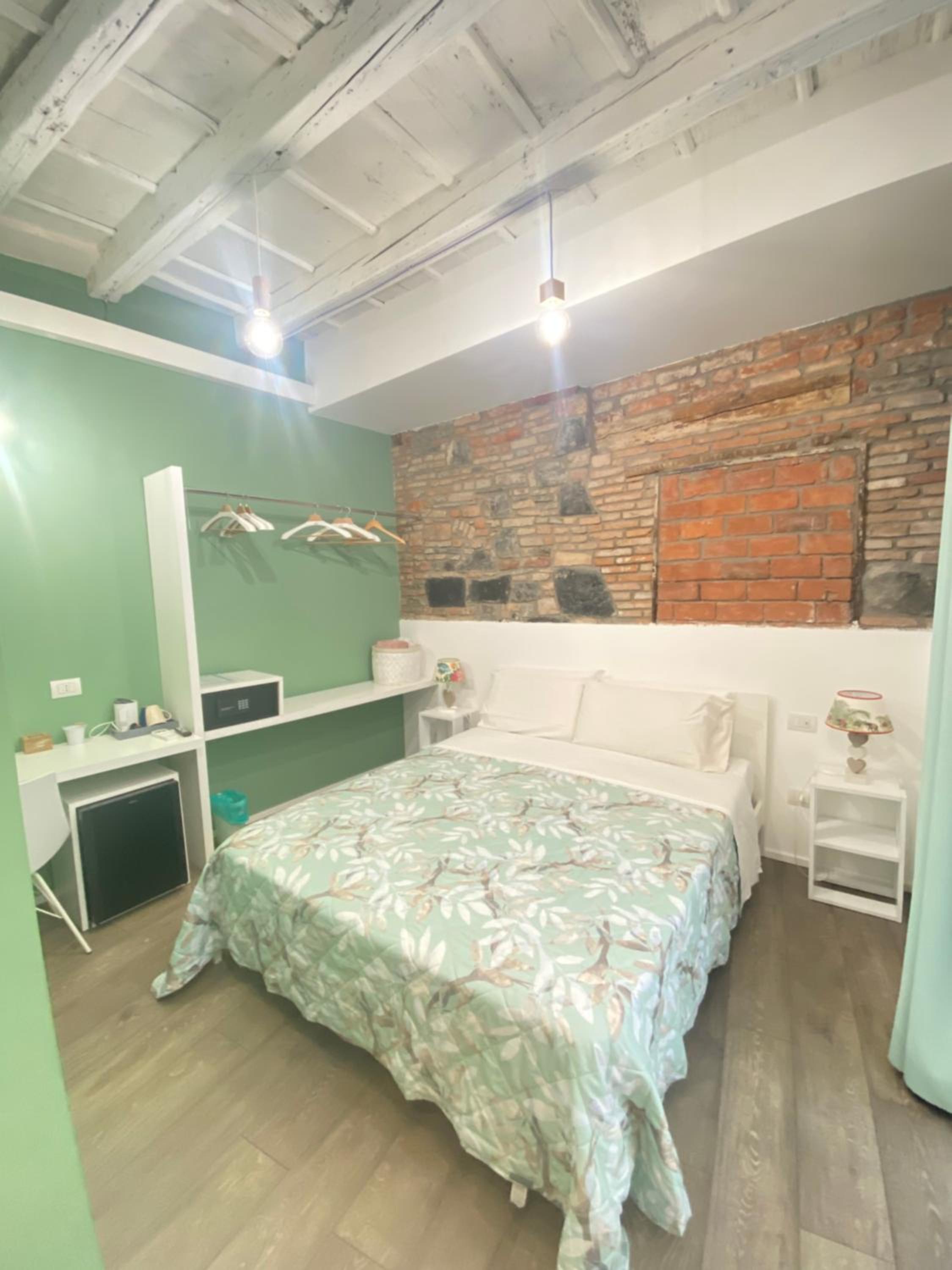 Rumi Rooms