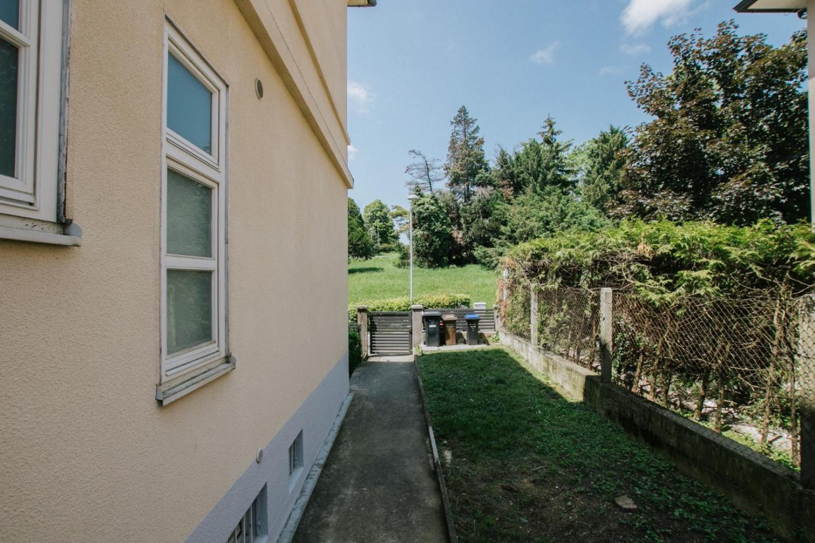 First Love one-bedroom apartment for 2 view 5